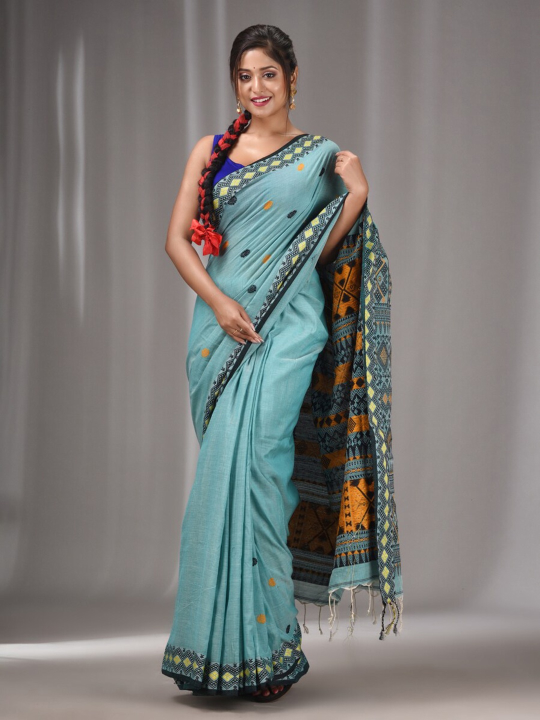 

Charukriti Ethnic Motifs Woven Design Pure Cotton Saree, Sea green