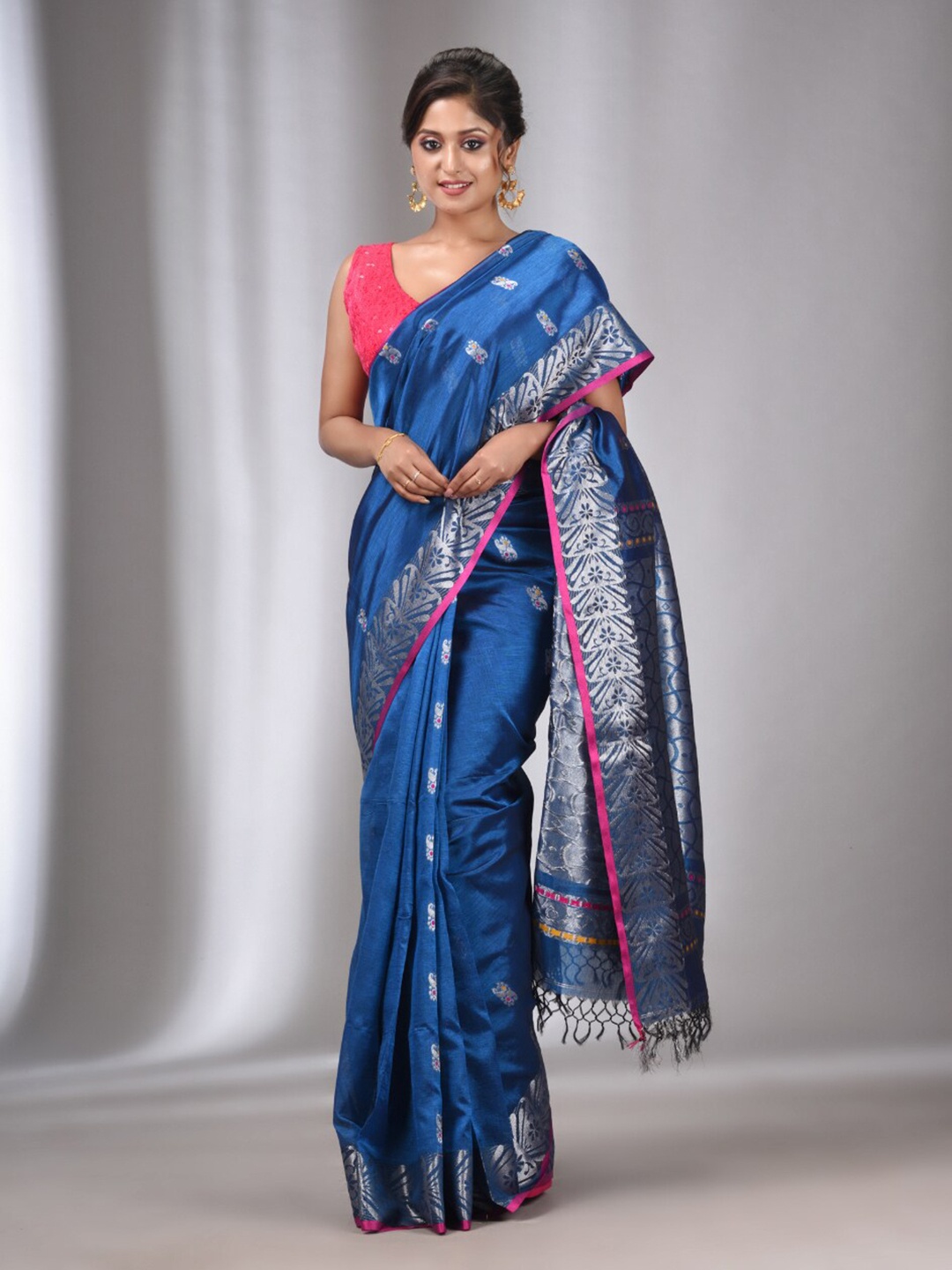 

Charukriti Ethnic Motifs Woven Design Zari Saree, Blue