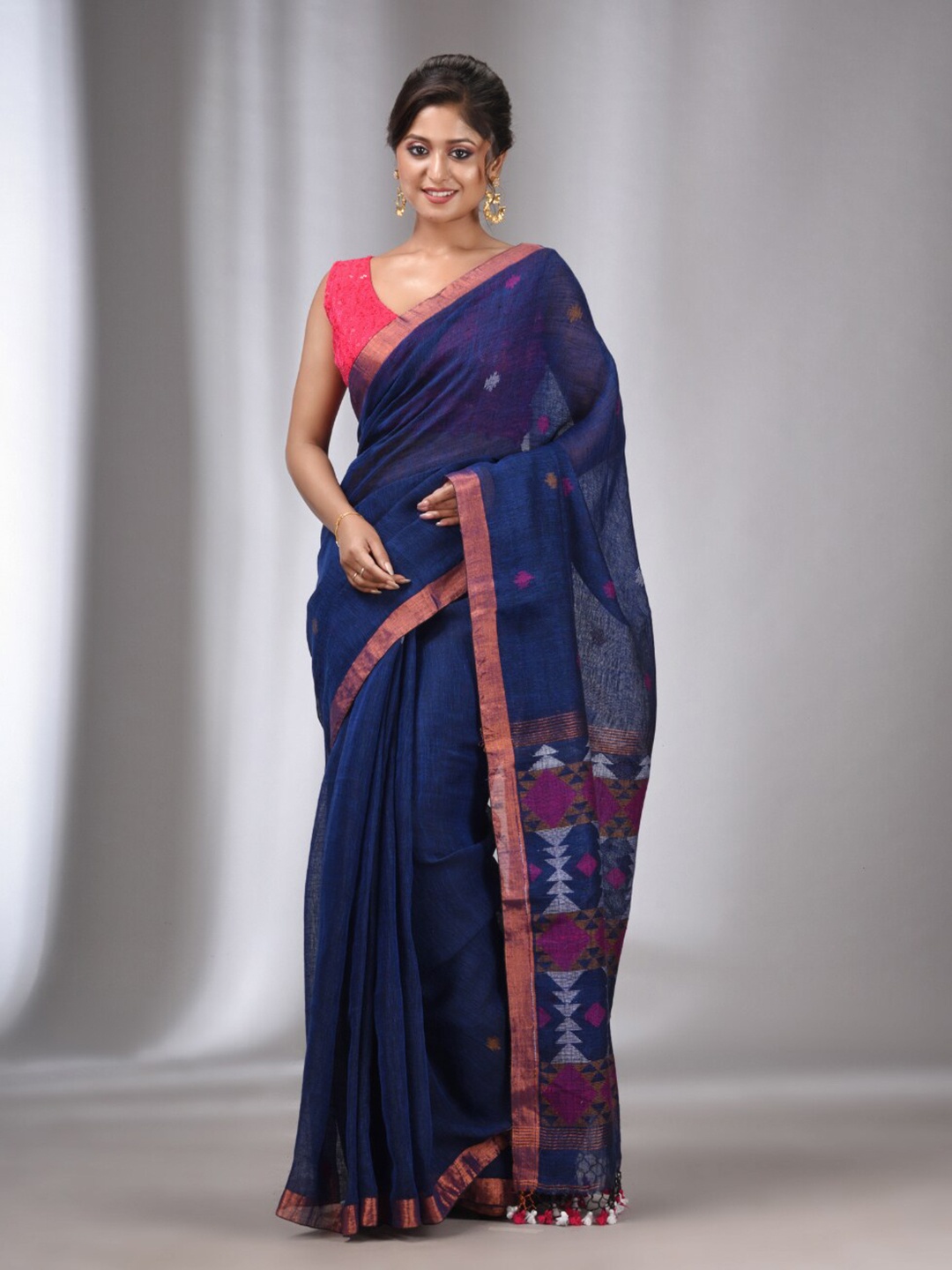 

Charukriti Geometric Woven Design Zari Pure Linen Saree, Navy blue