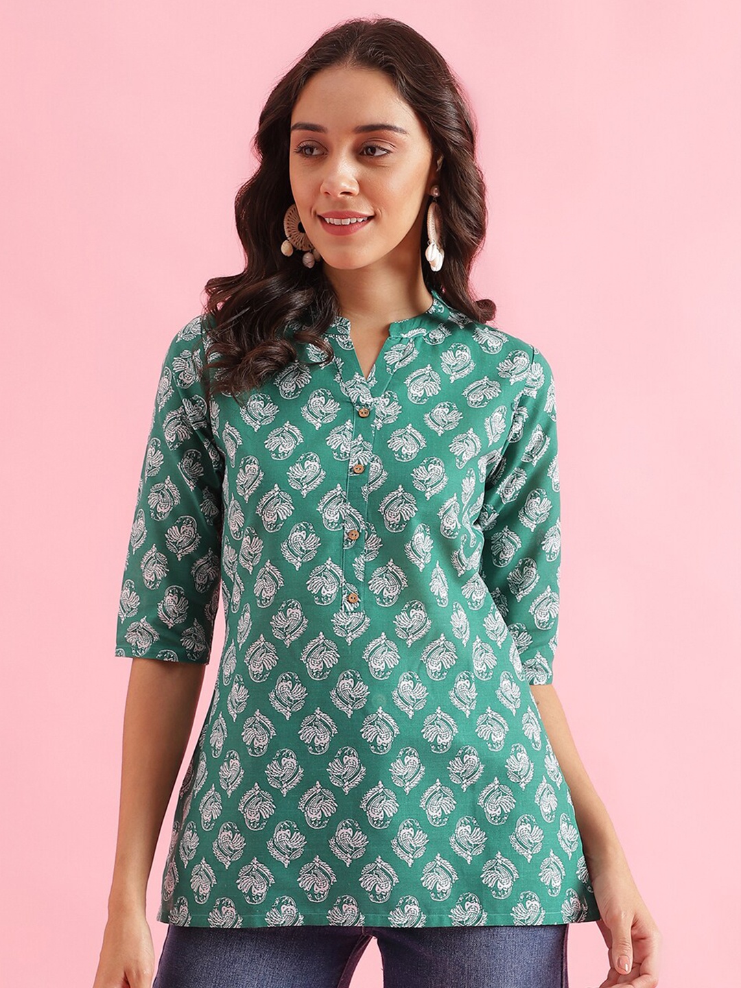 

Colors of Earth Ethnic Motifs Printed Mandarin Collar Straight Kurti, Green