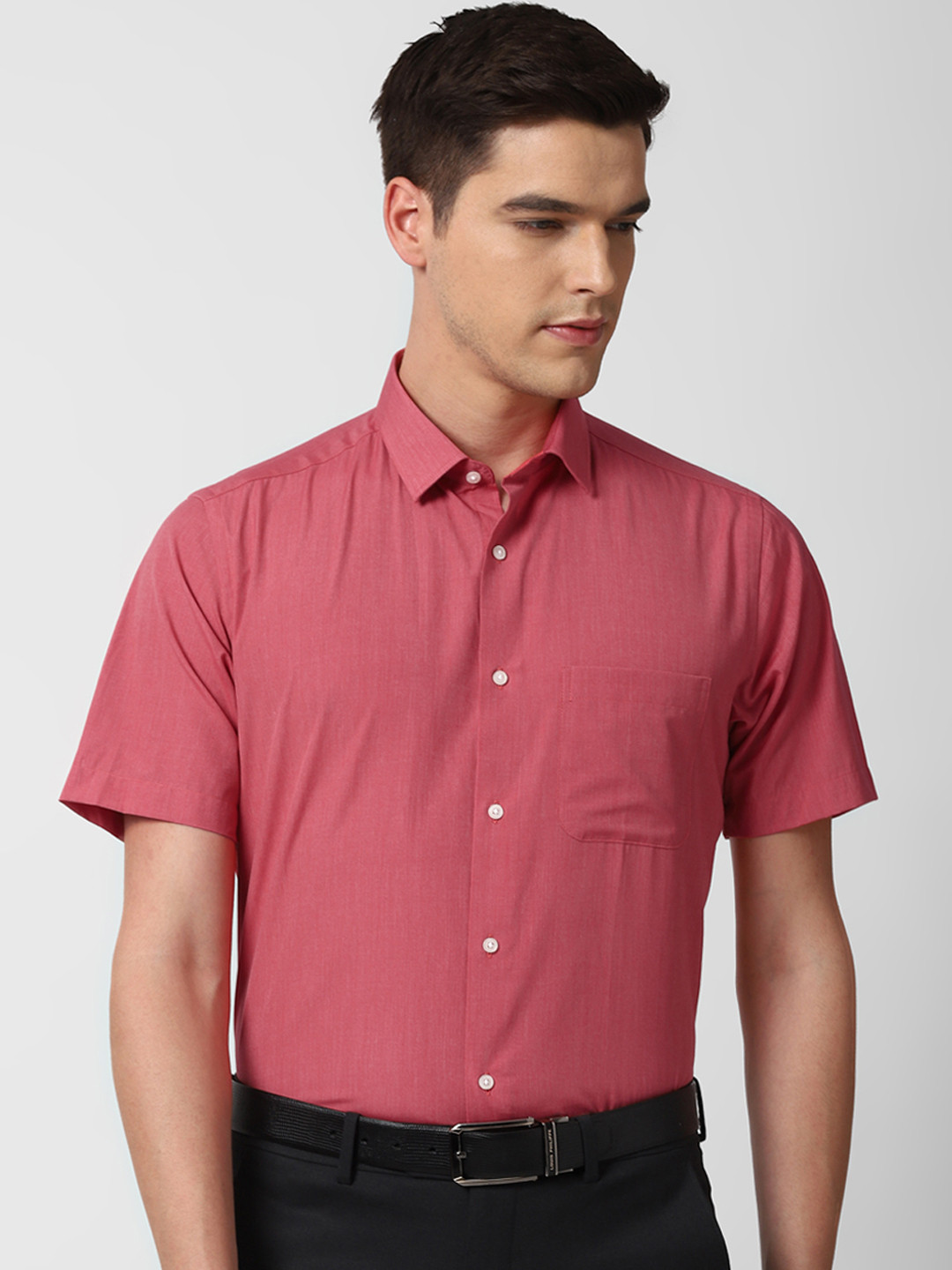 

Peter England Men Red Regular Fit Solid Formal Shirt