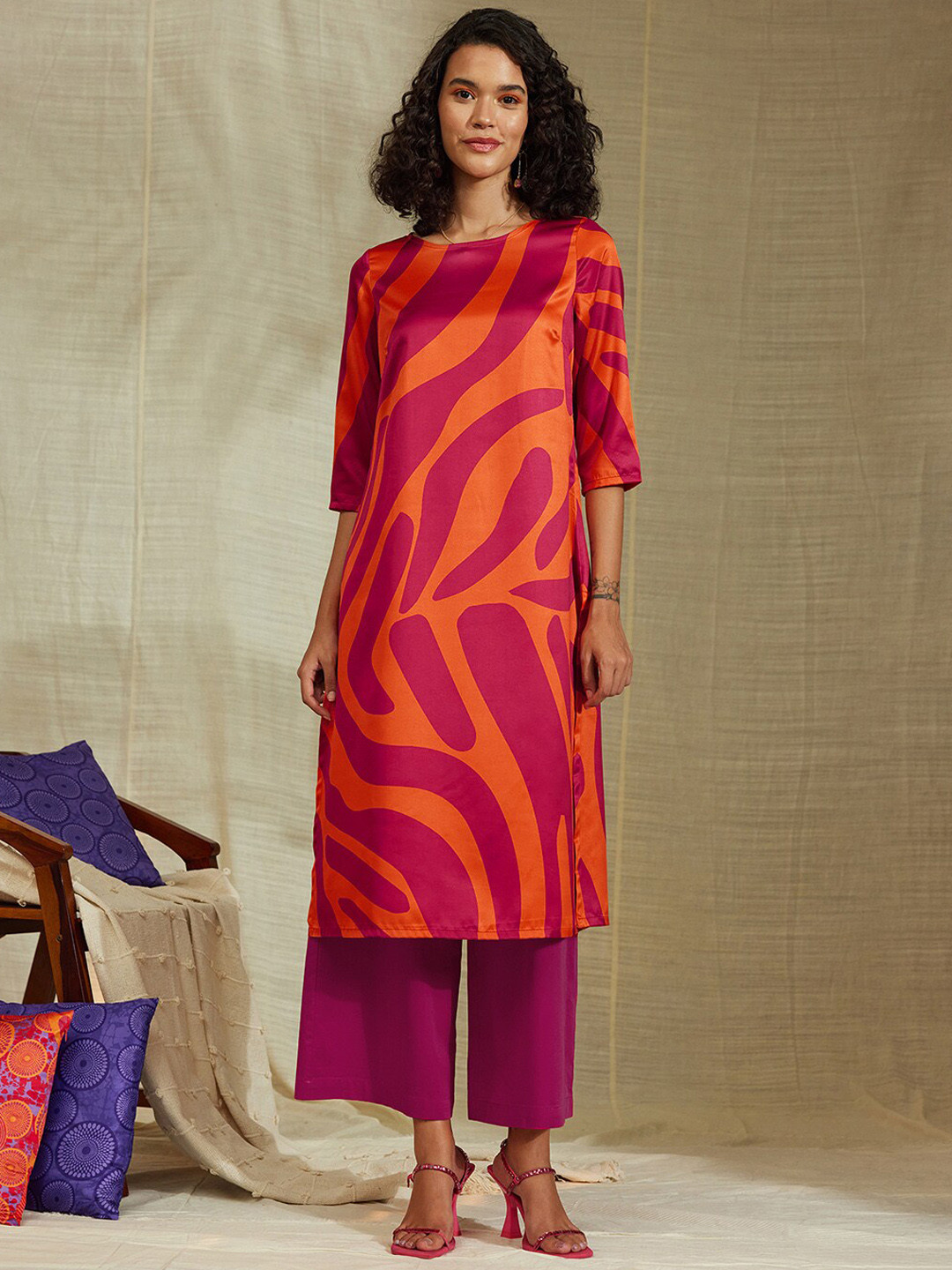 

Pink Fort Abstract Printed Regular Satin Kurta with Palazzos, Orange