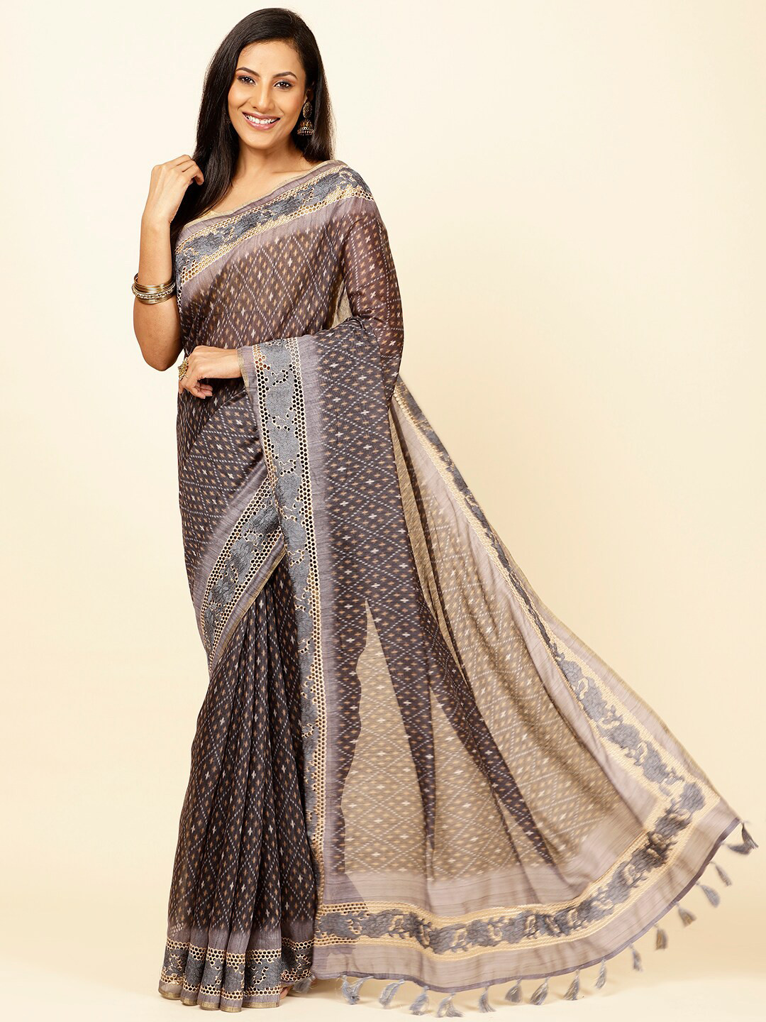 

Meena Bazaar Ethnic Motifs Embroidered Saree, Grey