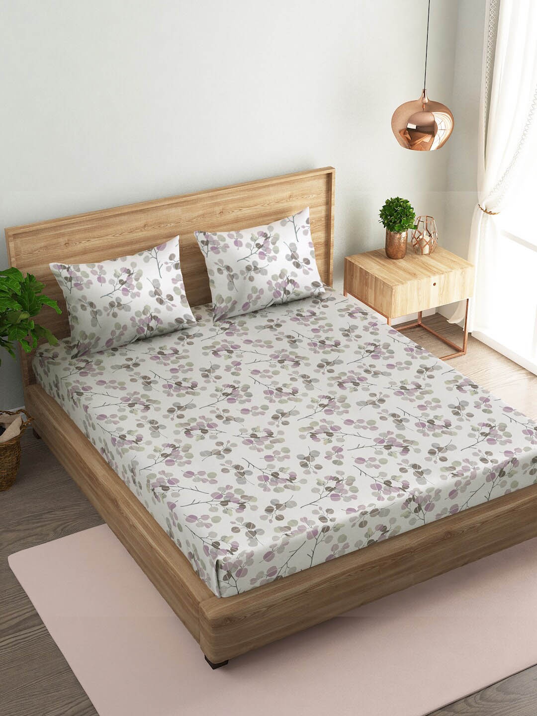 

Naksh White & Purple Floral Cotton 144 TC Queen Bedsheet With 2 Pillow Covers