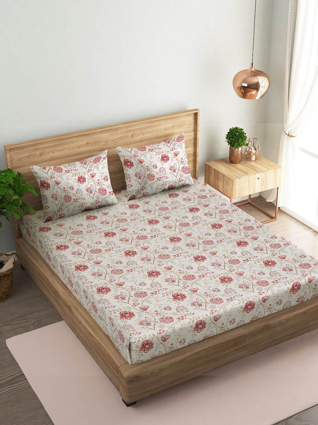 

Naksh White & Red Floral Cotton 144 TC Queen Bedsheet With 2 Pillow Covers