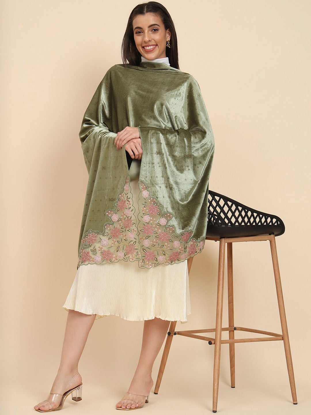 

Pashmoda Floral Embroidered & Embellished Beads and Stones Velvet Shawl, Green