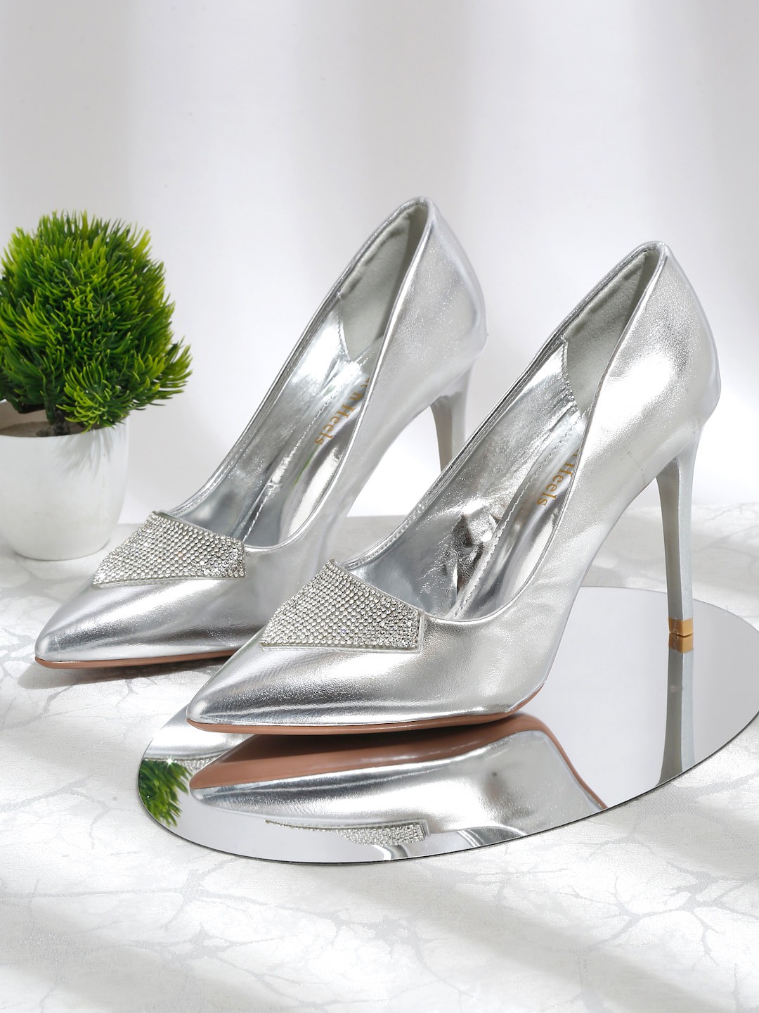 

Flat n Heels Embellished Stiletto Pumps, Silver