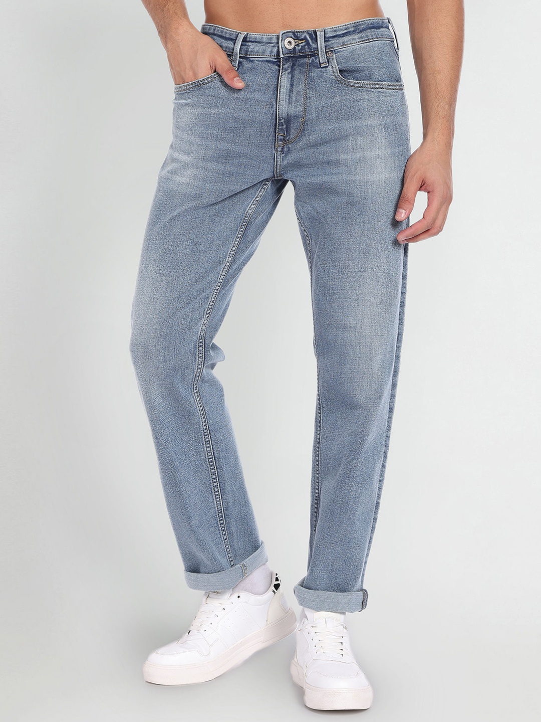 

Flying Machine Men Straight Fit Clean Look Heavy Fade Stretchable Jeans, Blue