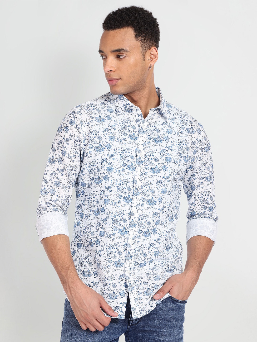 

Flying Machine Slim Fit Opaque Floral Printed Casual Shirt, White