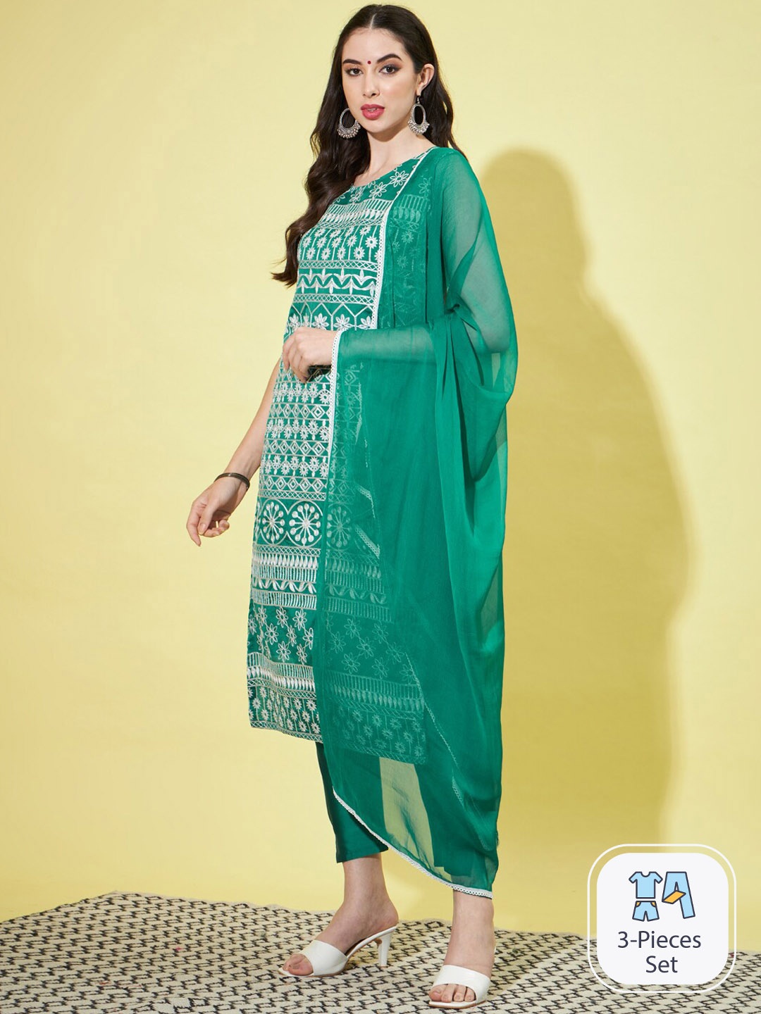 

PPTOSS Floral Embroidered Regular Thread Work Kurta with Trousers & With Dupatta, Green