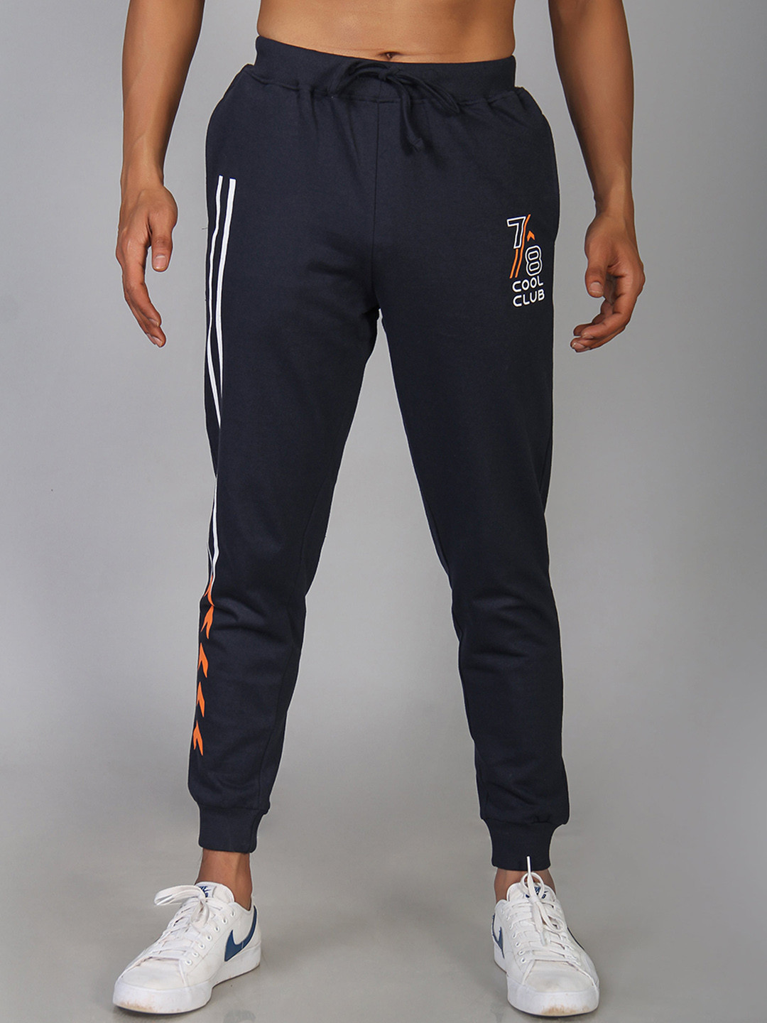 

MABYN Men Typography Printed Joggers, Navy blue
