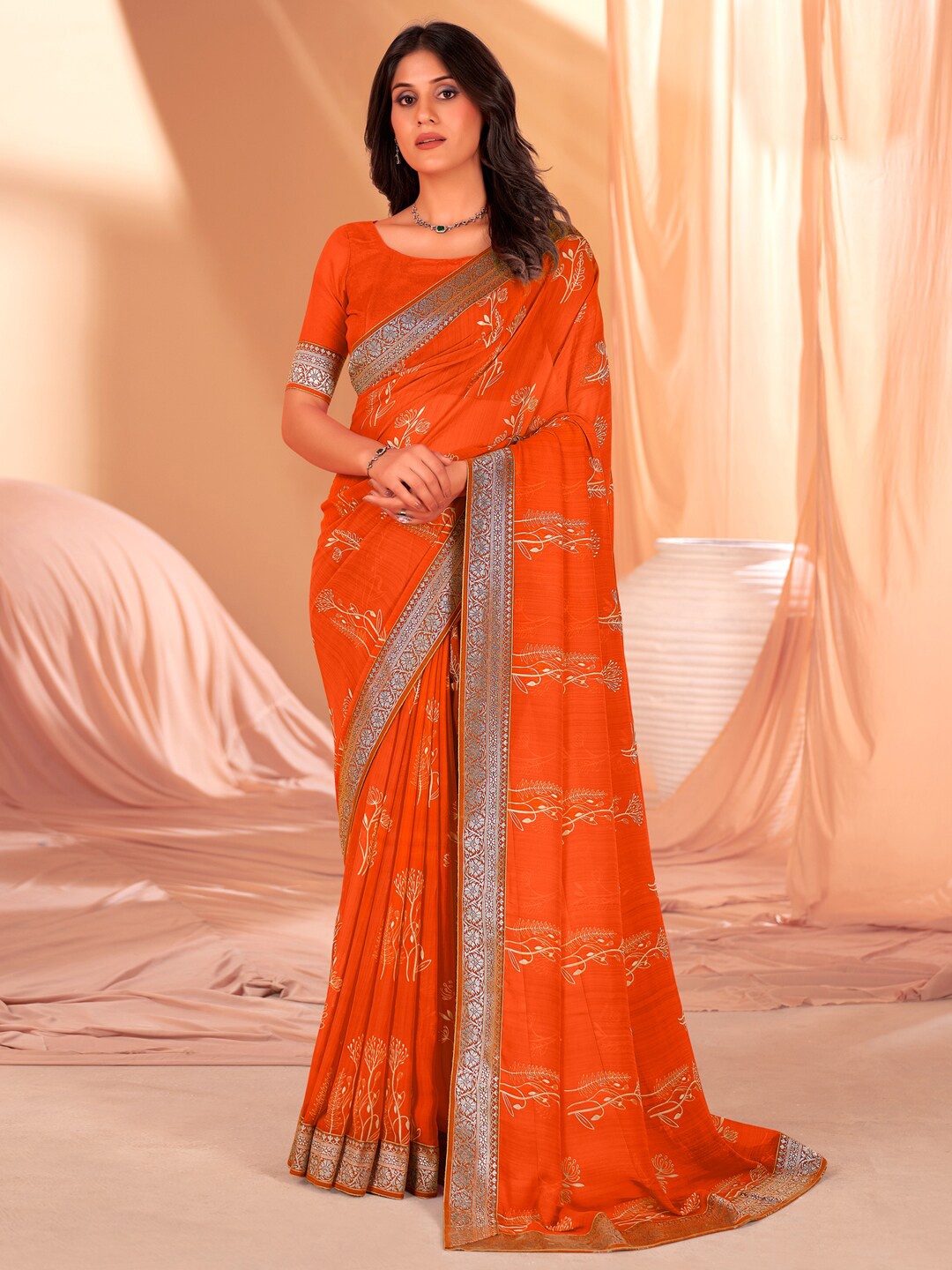 

Anouk Floral Pure Georgette Printed Saree, Orange