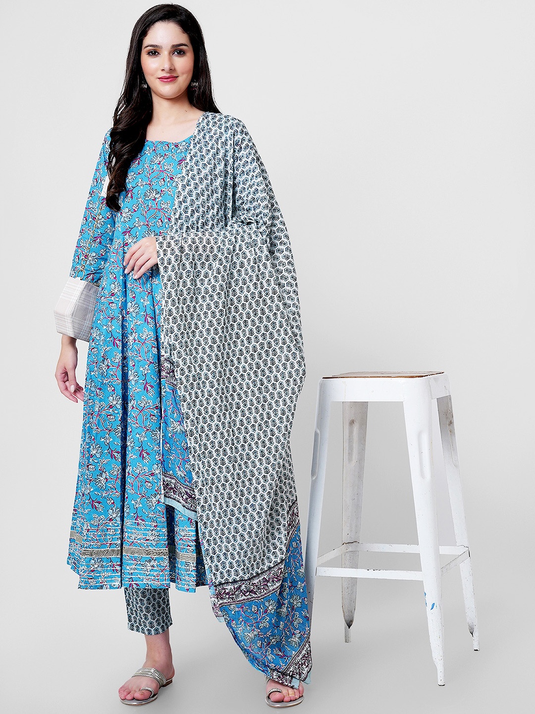 

KALINI Floral Printed Gotta Patti Pure Cotton Anarkali Kurta with Trousers & With Dupatta, Blue