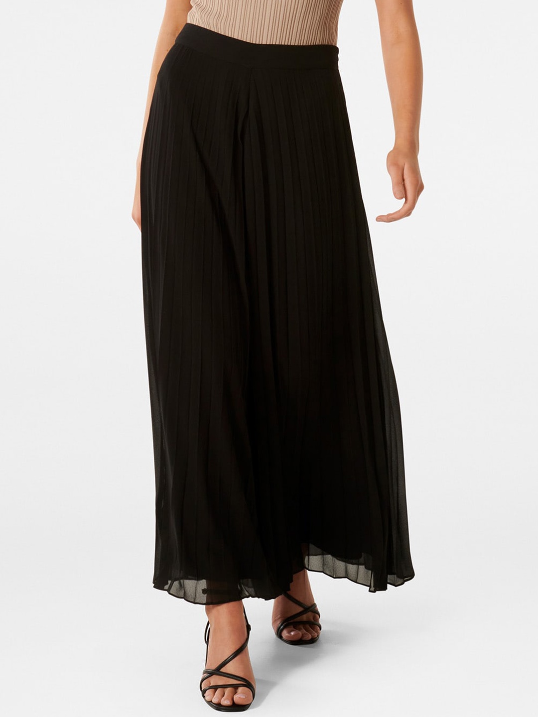 

Forever New Women Straight Fit High-Rise Pleated Trousers, Black