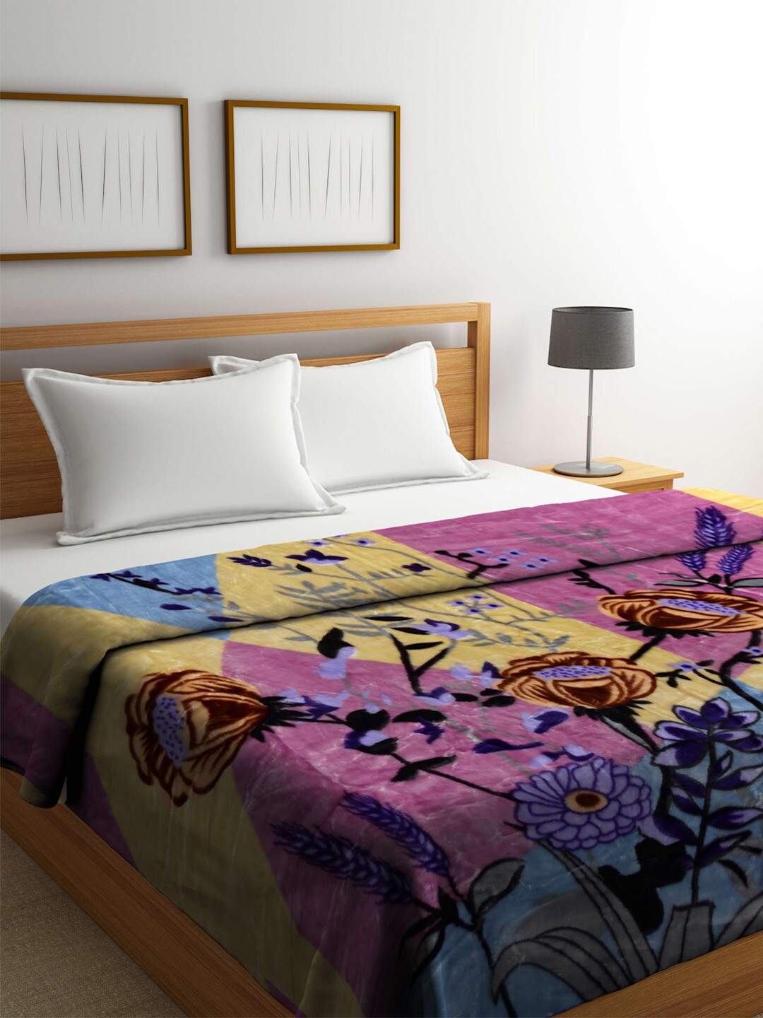 

Raymond Home Magenta & Blue Floral Heavy Winter 800 GSM Double Bed Blanket