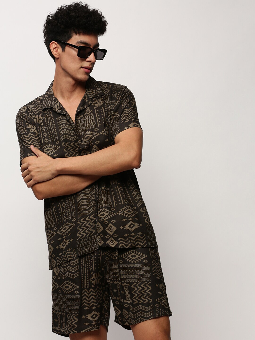 

SHOWOFF Ethnic Motif Printed Shirt And Shorts, Olive