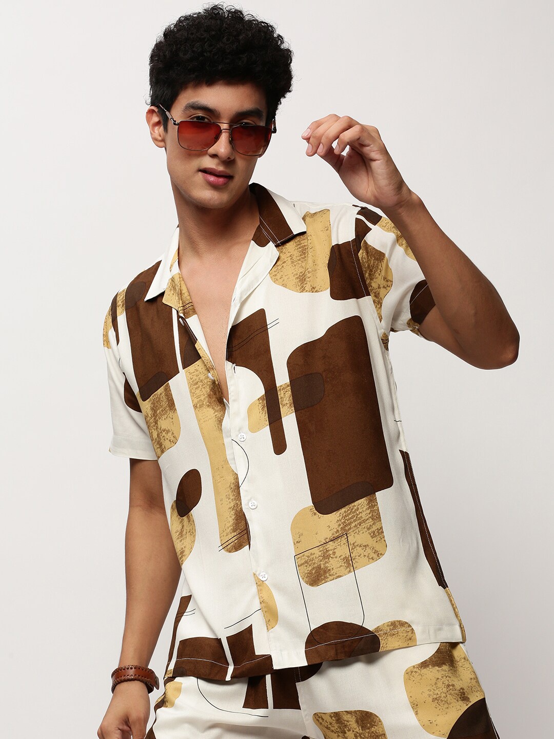 

SHOWOFF Shirt Collar Abstract Printed Co-Ords Set, White