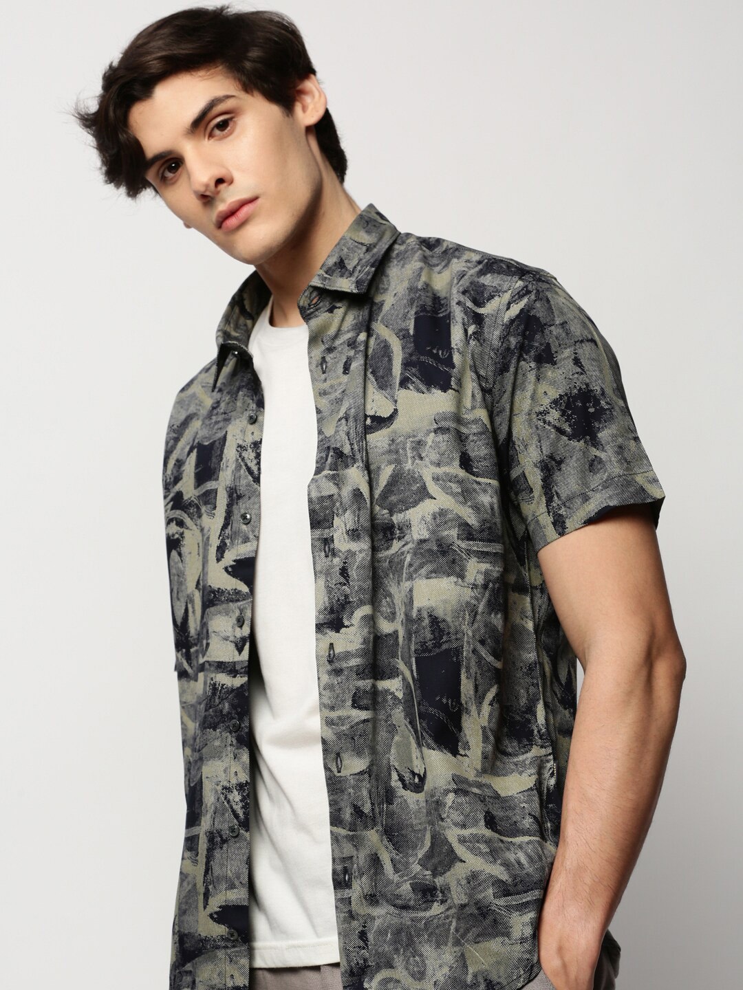 

SHOWOFF Premium Slim Fit Abstract Printed Cotton Casual Shirt, Khaki
