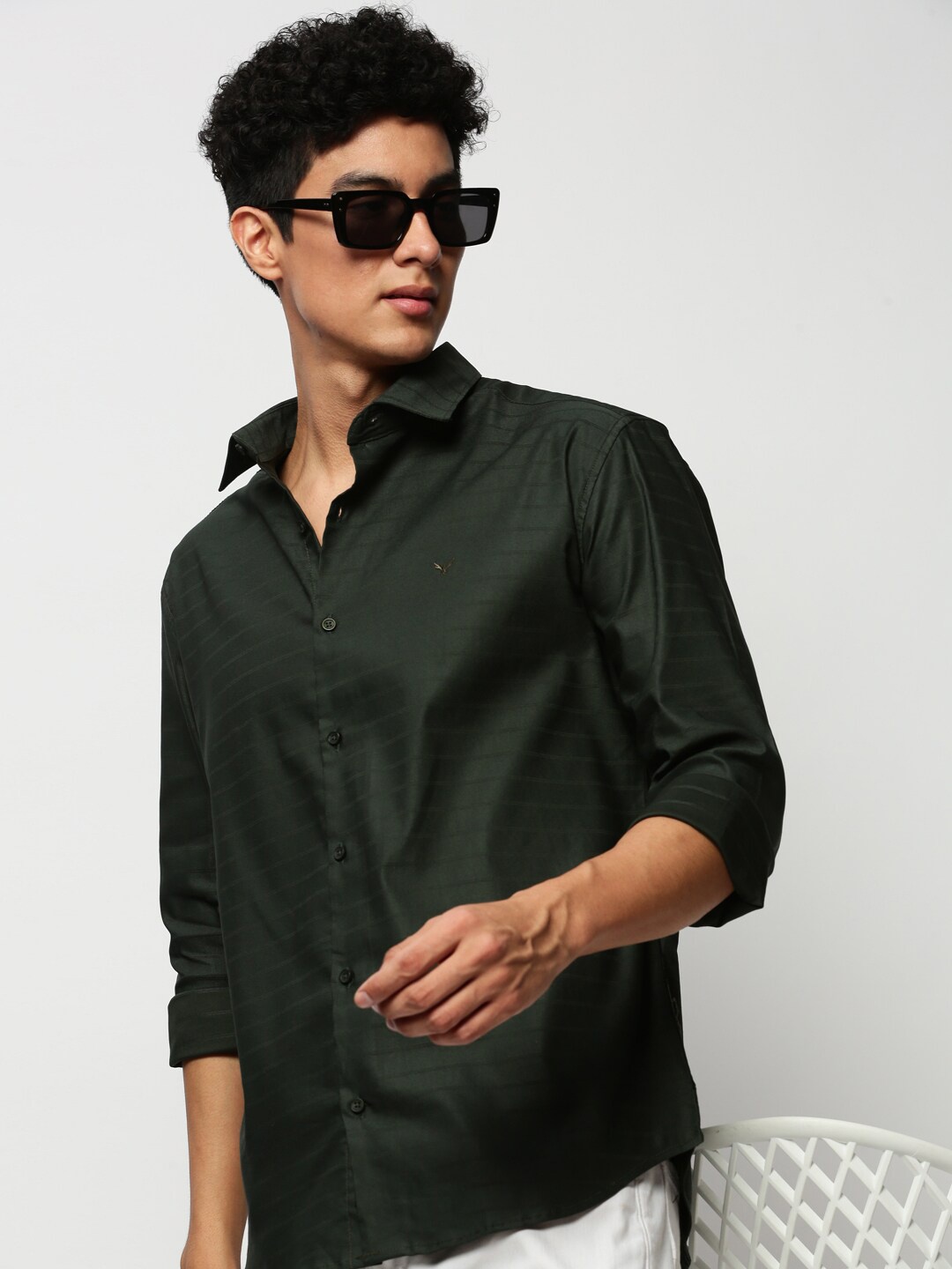 

SHOWOFF Premium Slim Fit Twill Cotton Casual Shirt, Olive