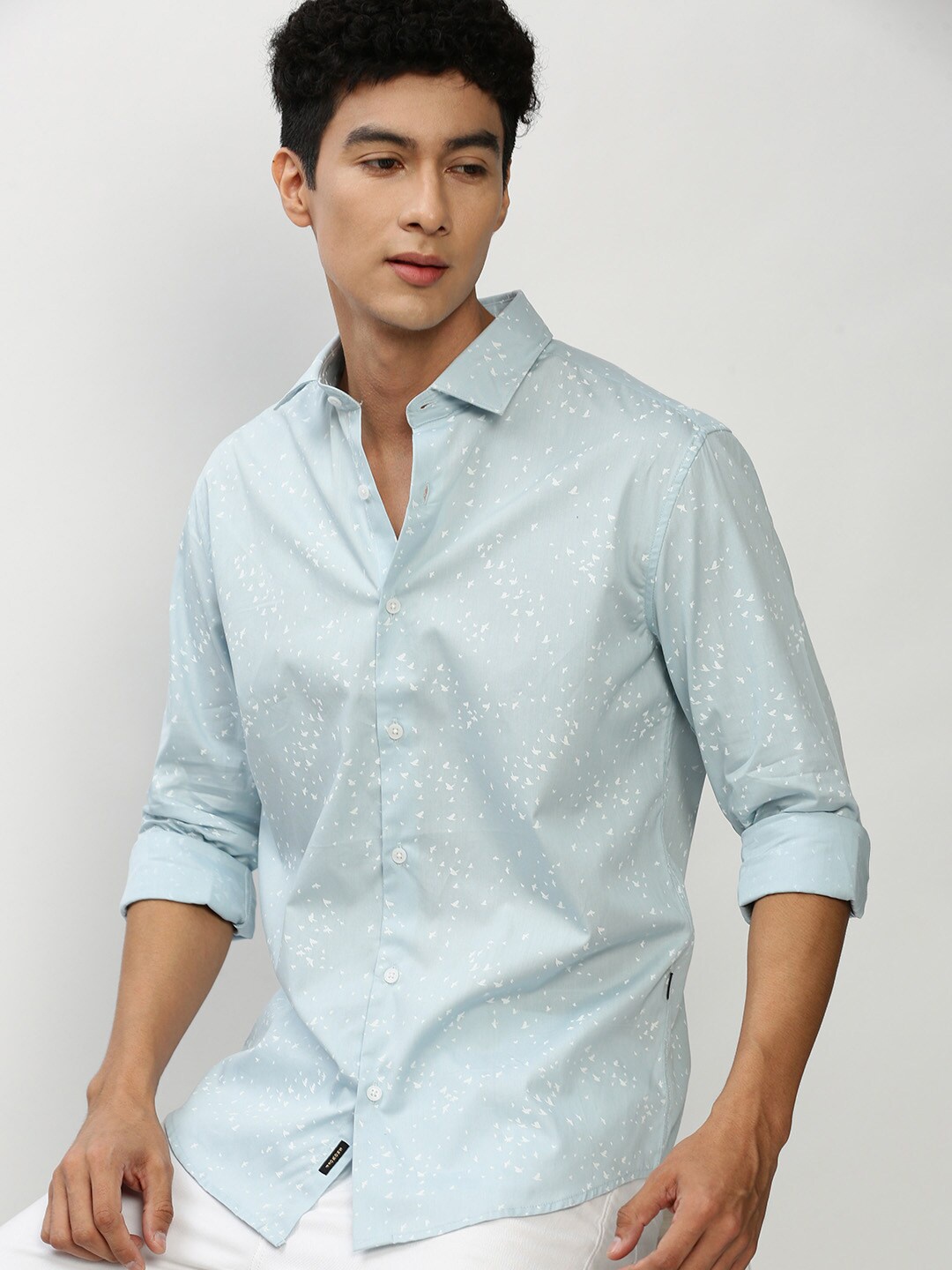 

SHOWOFF Premium Slim Fit Micro Ditsy Printed Cotton Casual Shirt, Blue