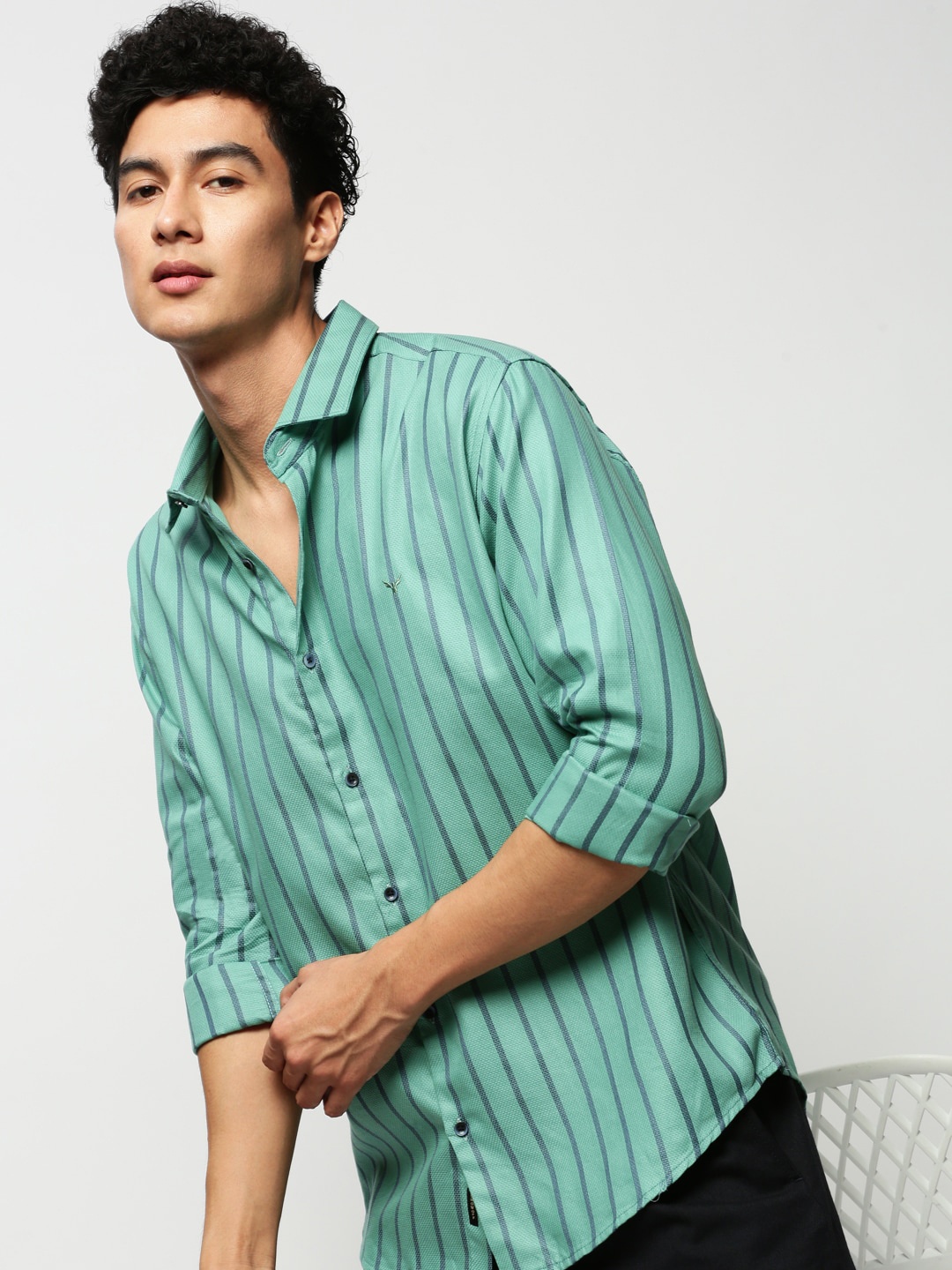 

SHOWOFF Premium Slim Fit Vertical Striped Opaque Cotton Casual Shirt, Sea green