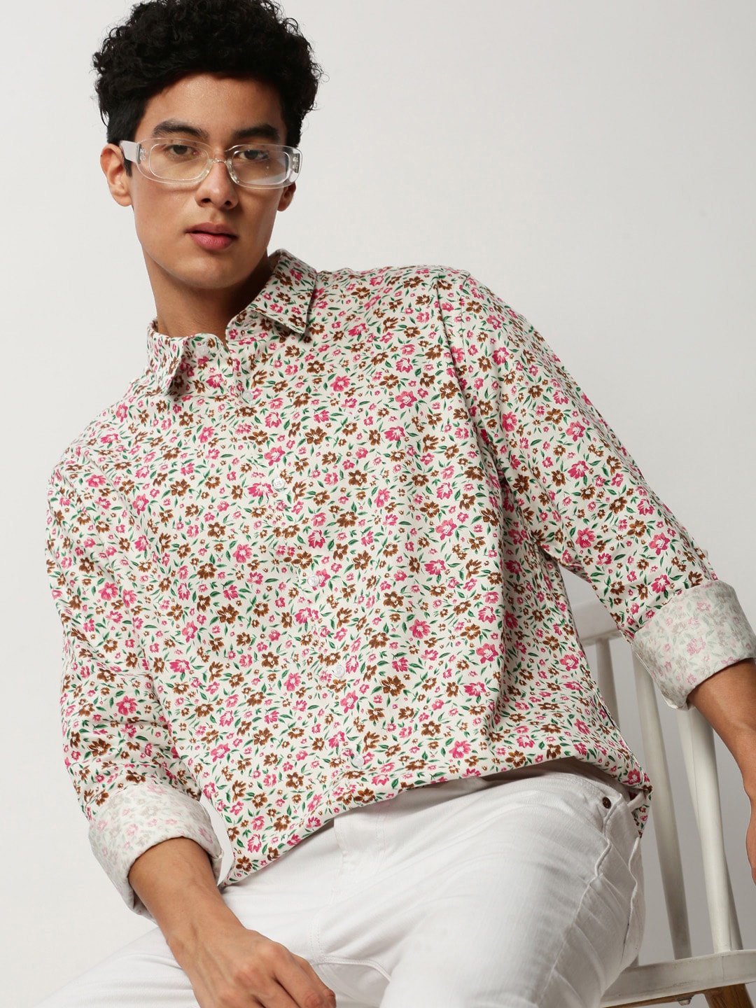 

SHOWOFF Smart Slim Fit Floral Opaque Printed Cotton Casual Shirt, White