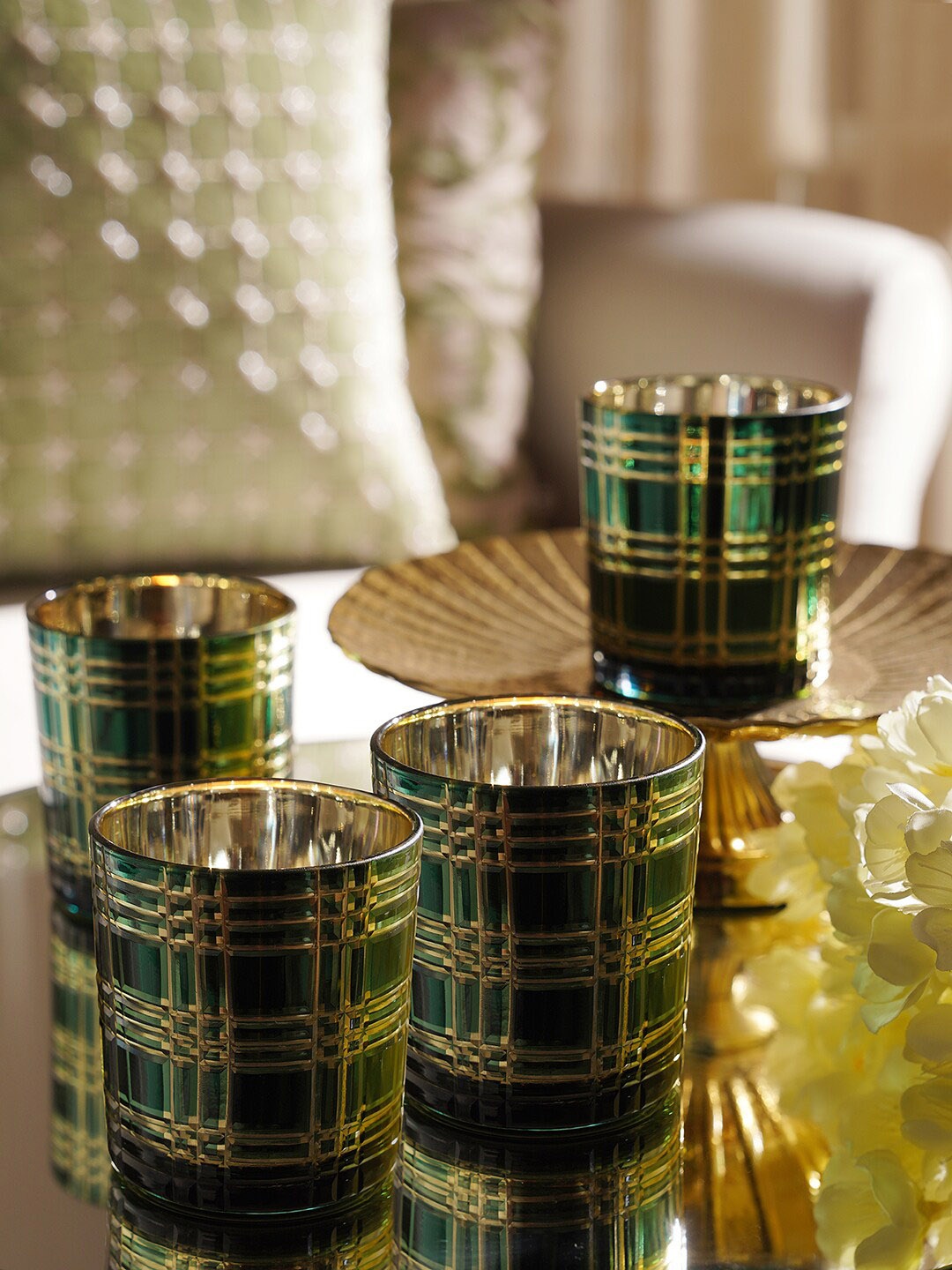 

Pure Home and Living 4-Pcs Green & Golden Patterned Glass Straight Candle Holders