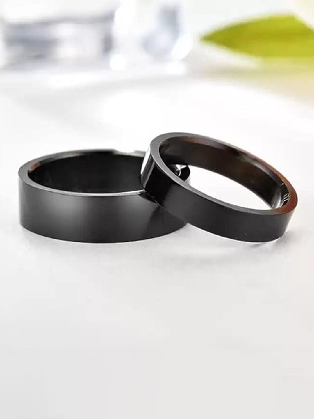 

KRYSTALZ Unisex Set Of 2 Stainless Steel Couple Rings, Black