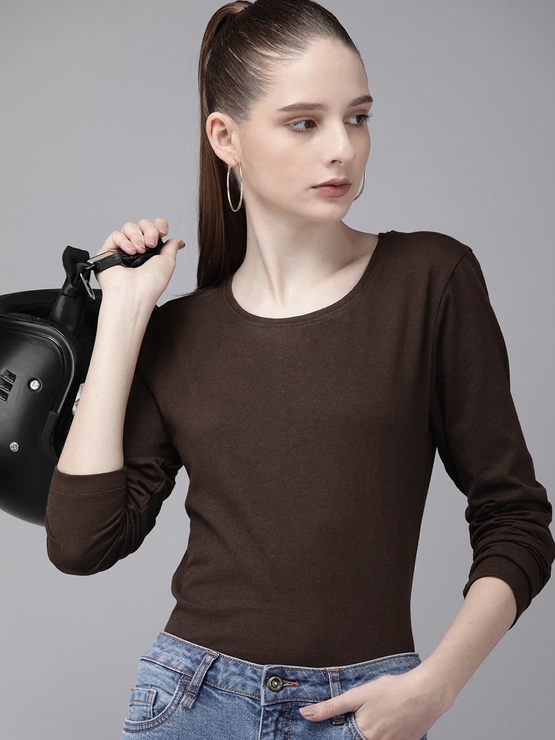 

Roadster Women Solid T-shirt, Brown