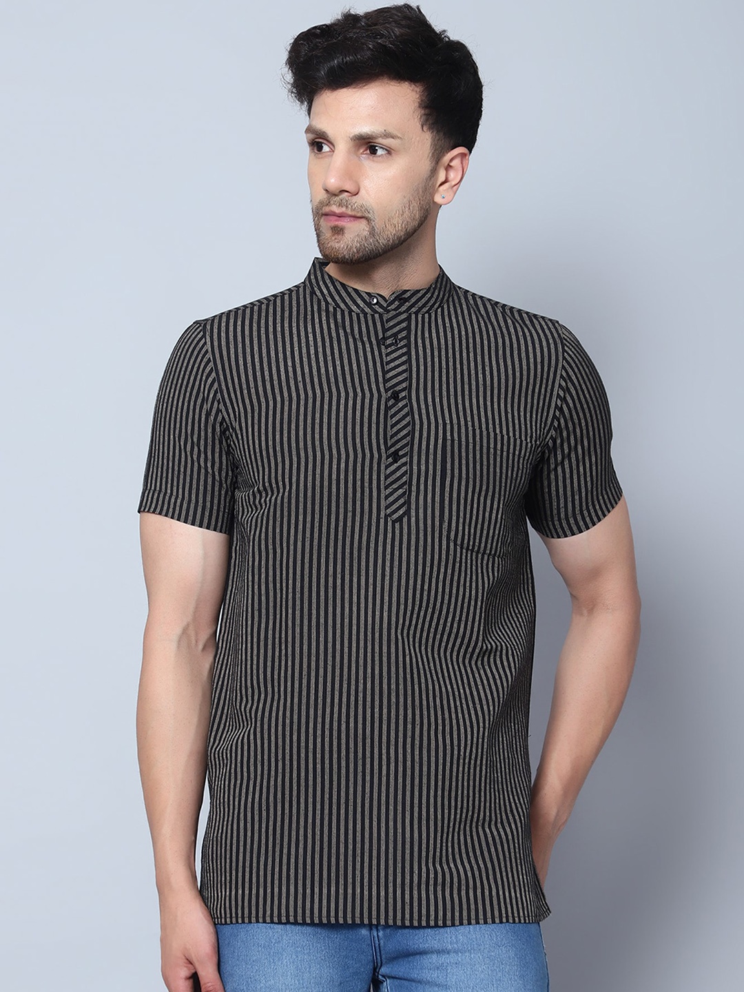 

Latest Chikan Garments Striped Straight Kurta, Black