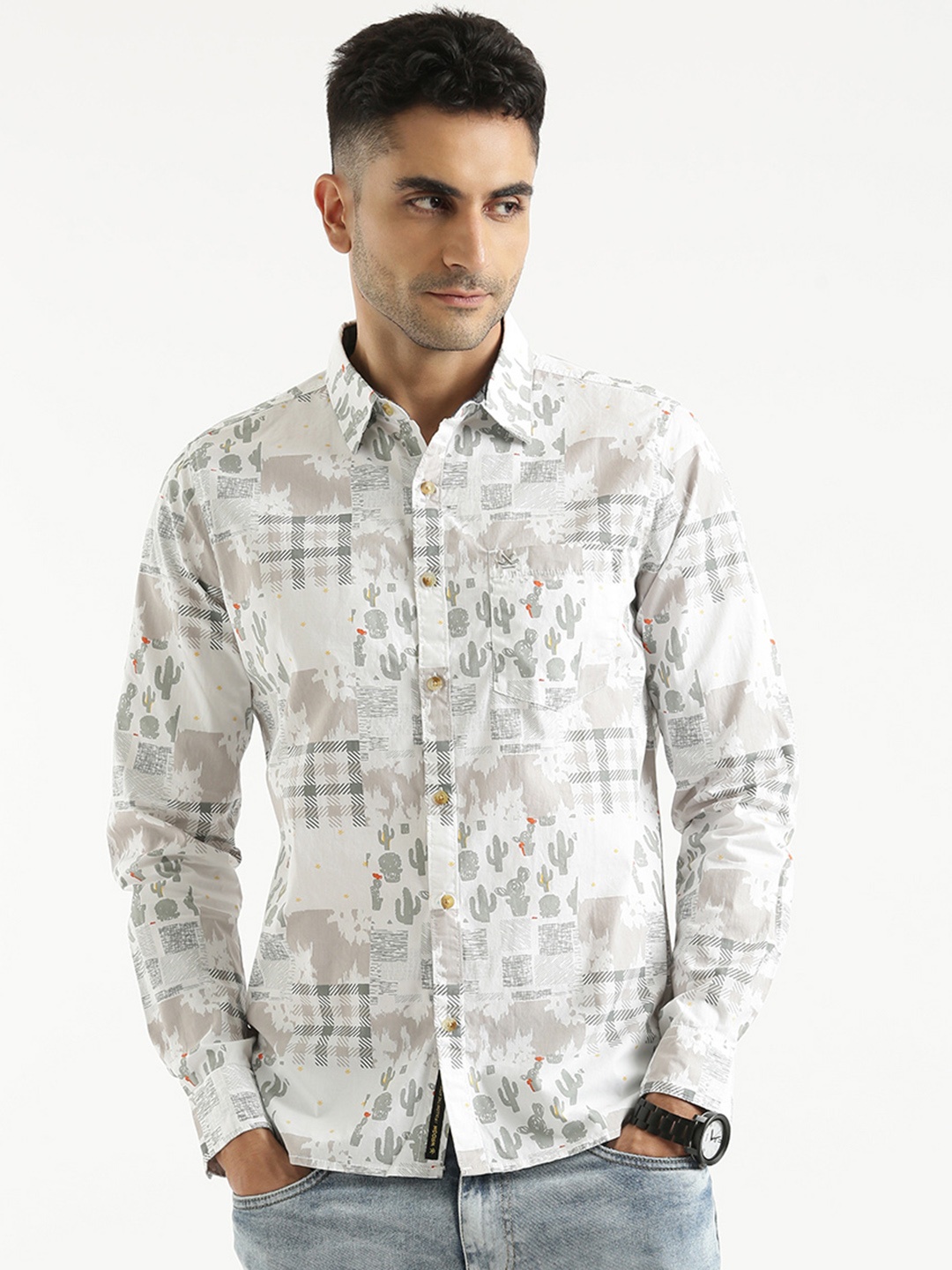 

WROGN Custom Cotton Spread Collar Regular Fit Opaque Printed Casual Shirt, White