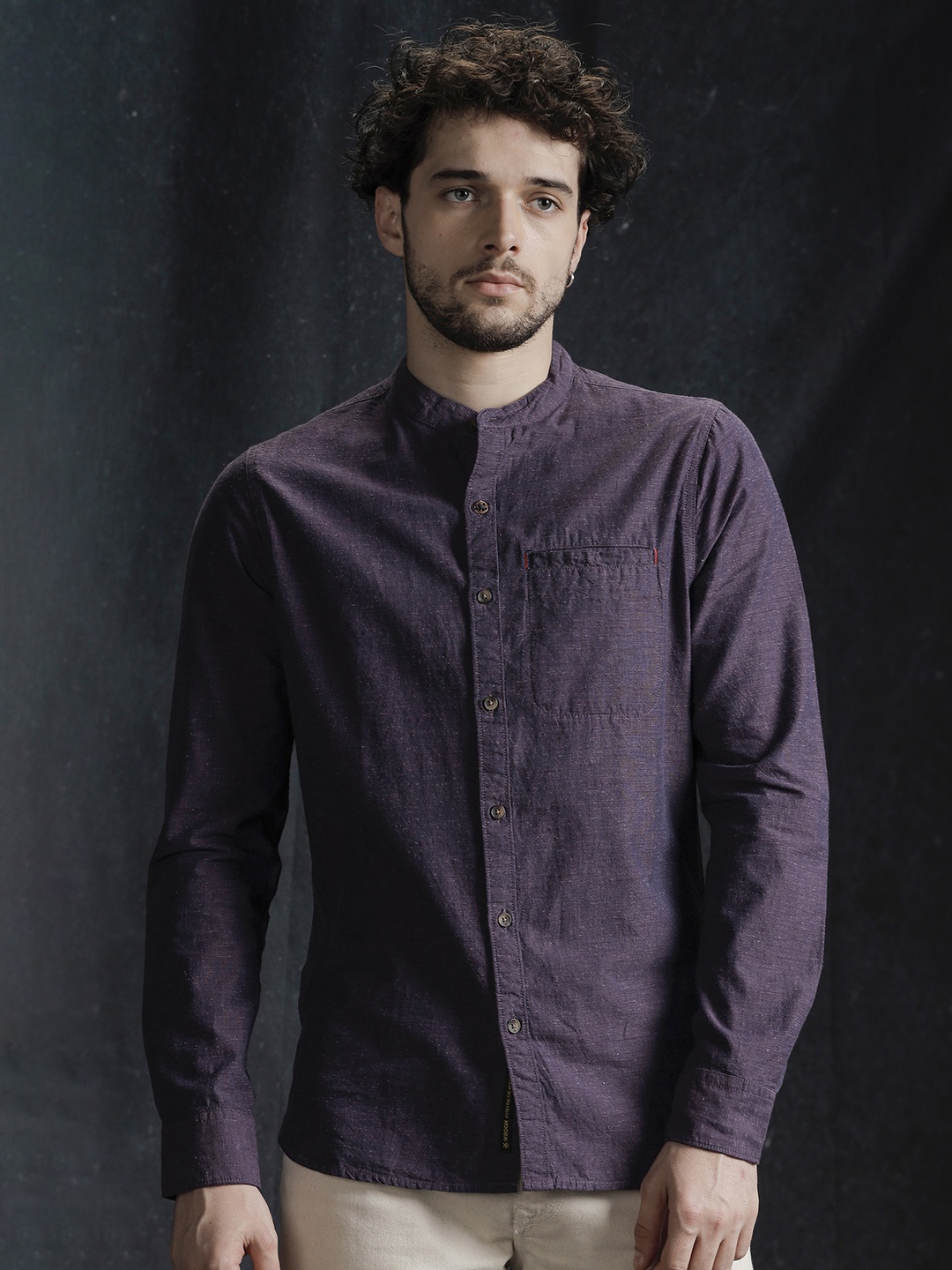 

WROGN Custom Cotton Spread Collar Regular Fit Opaque Casual Shirt, Purple