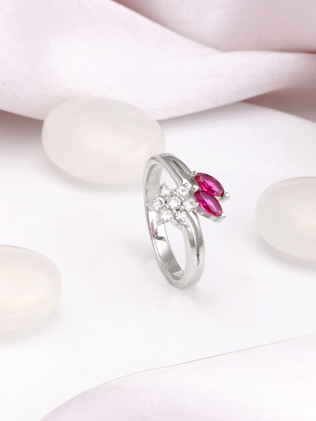 

GIVA Silver-Plated 925 Sterling SilverFinger Ring