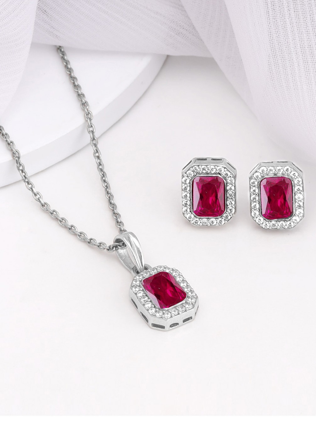 

GIVA Silver-Plated Stone Studded 925 Sterling Silver Jewellery Set