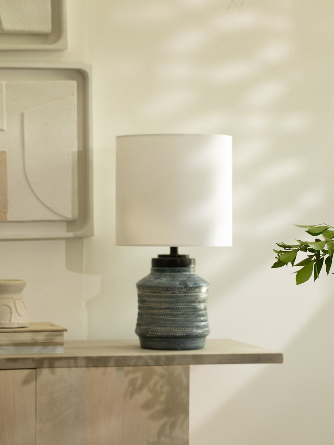 

ellementry Vara Blue & White Textured Terracotta Table Lamp with Shade