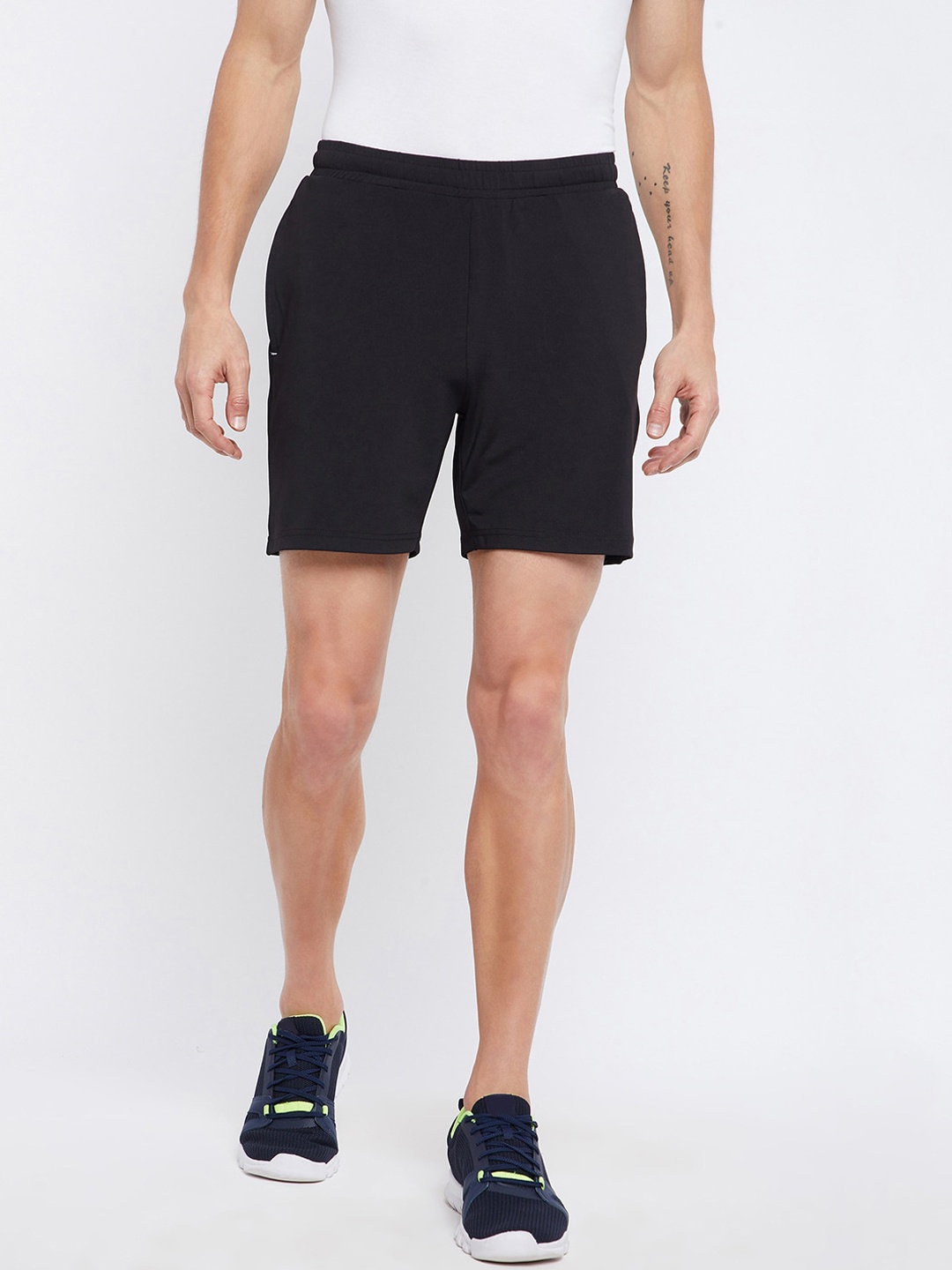 

URKNIT Men Mid-Rise Rapid-Dry Training or Gym Sports Shorts, Black