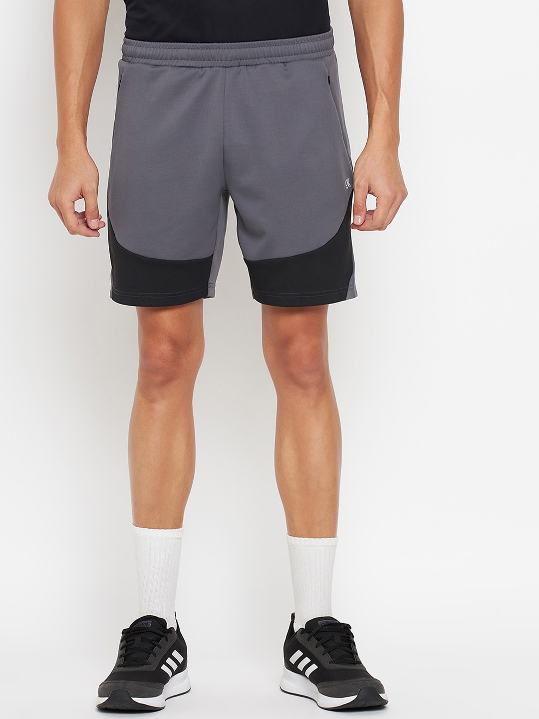 

URKNIT Men Mid-Rise Colorblocked Rapid-Dry Sports Shorts, Grey