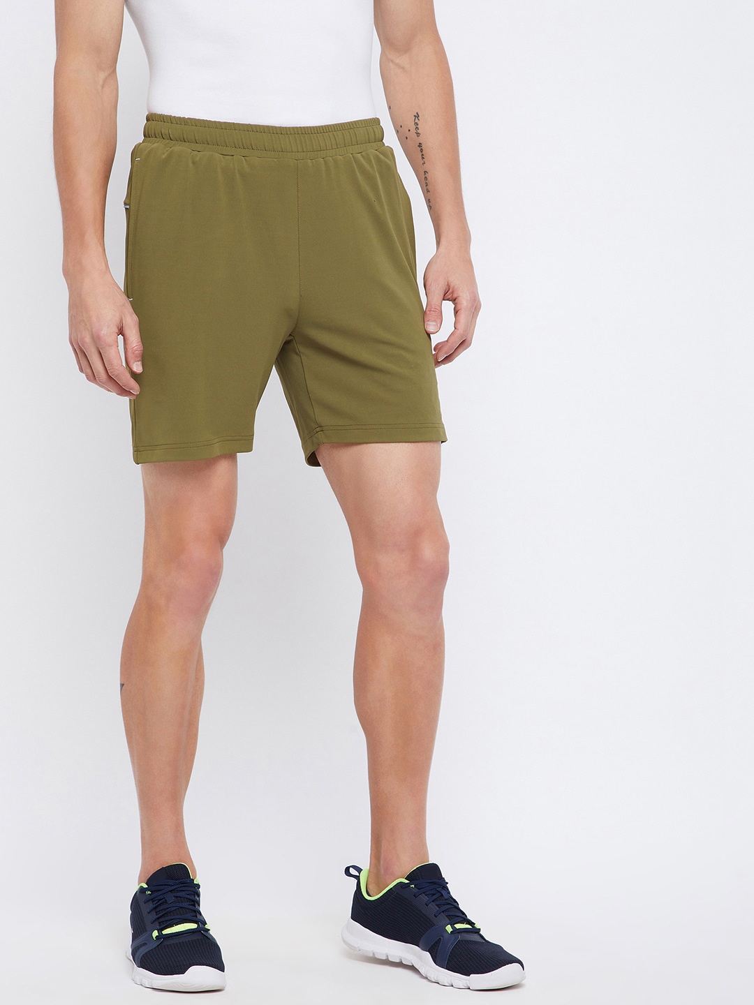 

URKNIT Men Mid-Rise Rapid-Dry Sports Shorts, Olive
