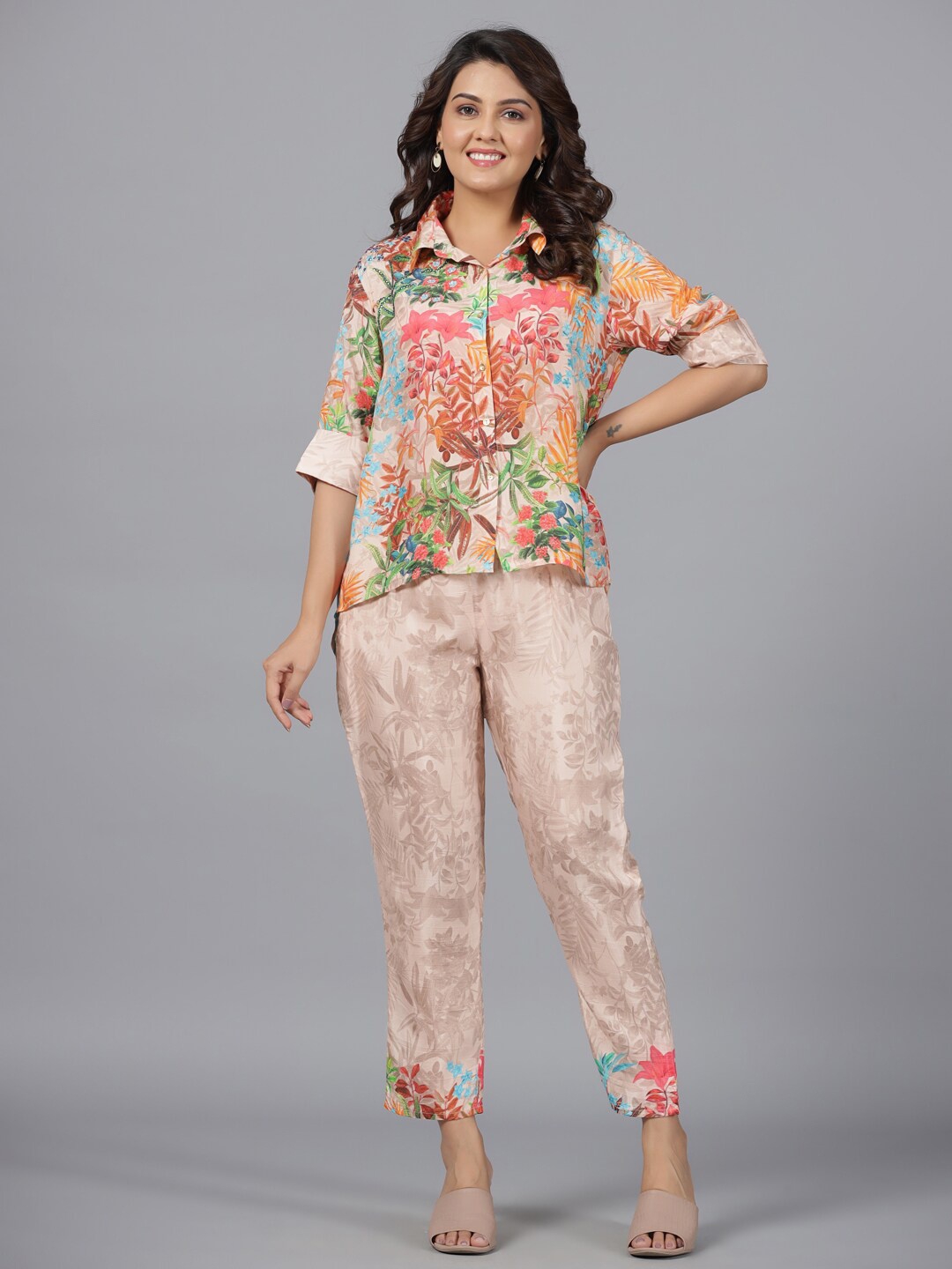 

Juniper Floral Printed Muslin Shirt With Trousers, Peach