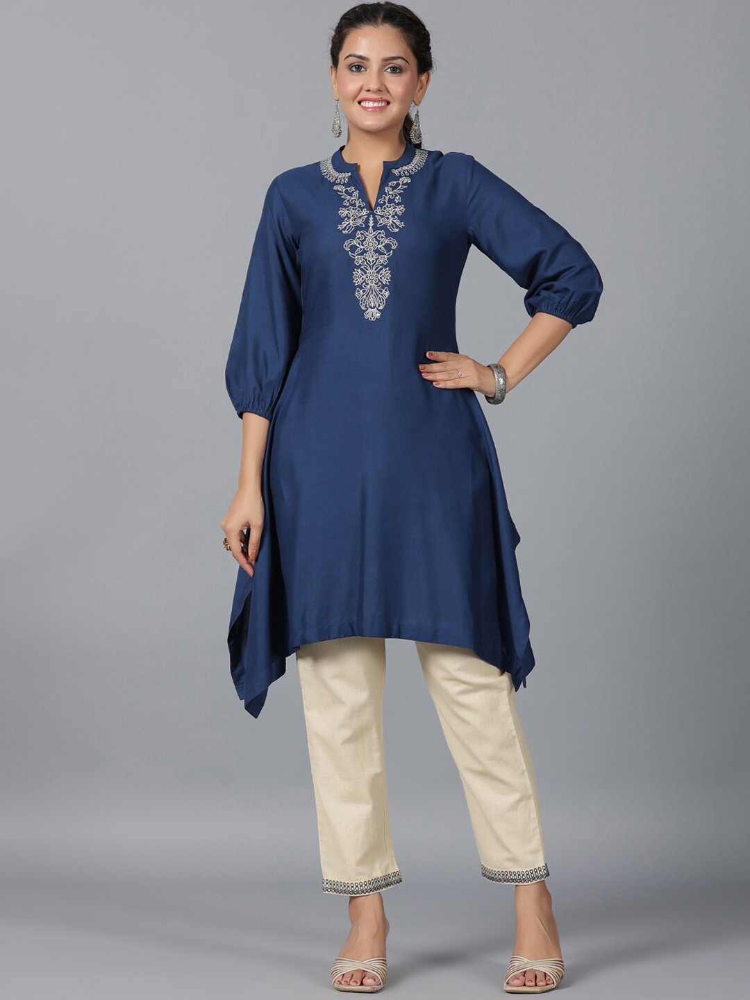 

Juniper Floral Yoke Design Embroidered Mandarin Collar Puffed Sleeves Kurta with Trousers, Blue