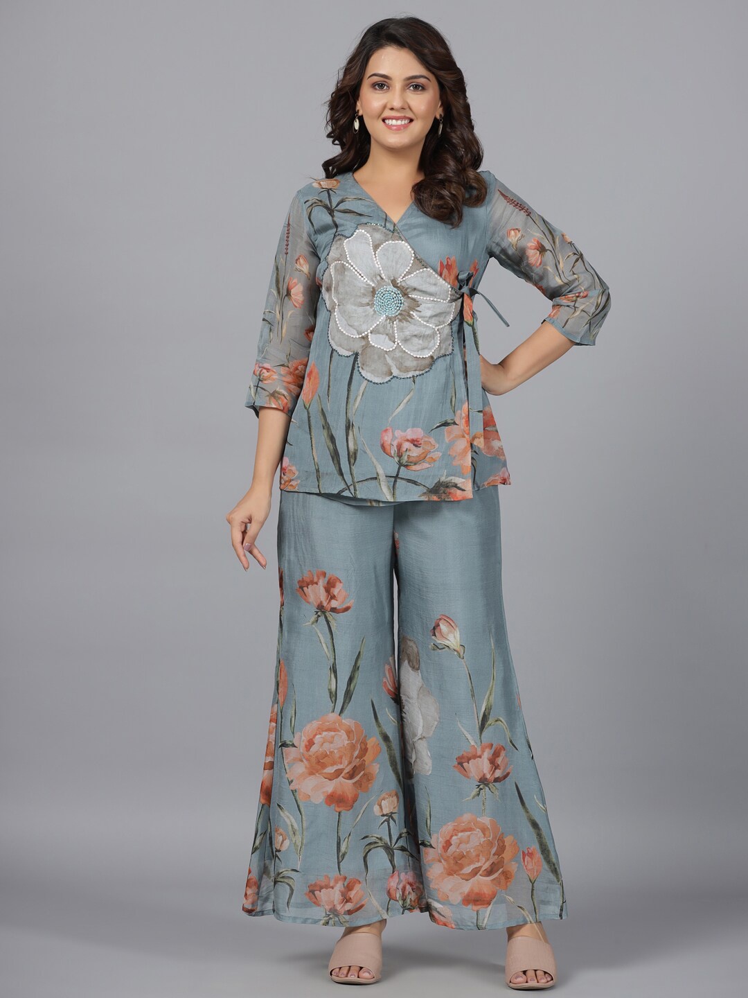 

Juniper Floral Printed V-Neck Three-Quarter Sleeve Co-Ords Set, Blue