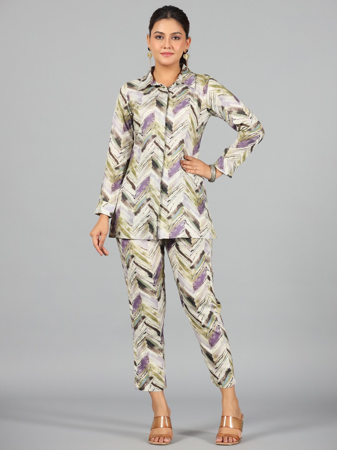 

Juniper Geometric Printed Shirt Collar Long Sleeve Co-Ords, Off white