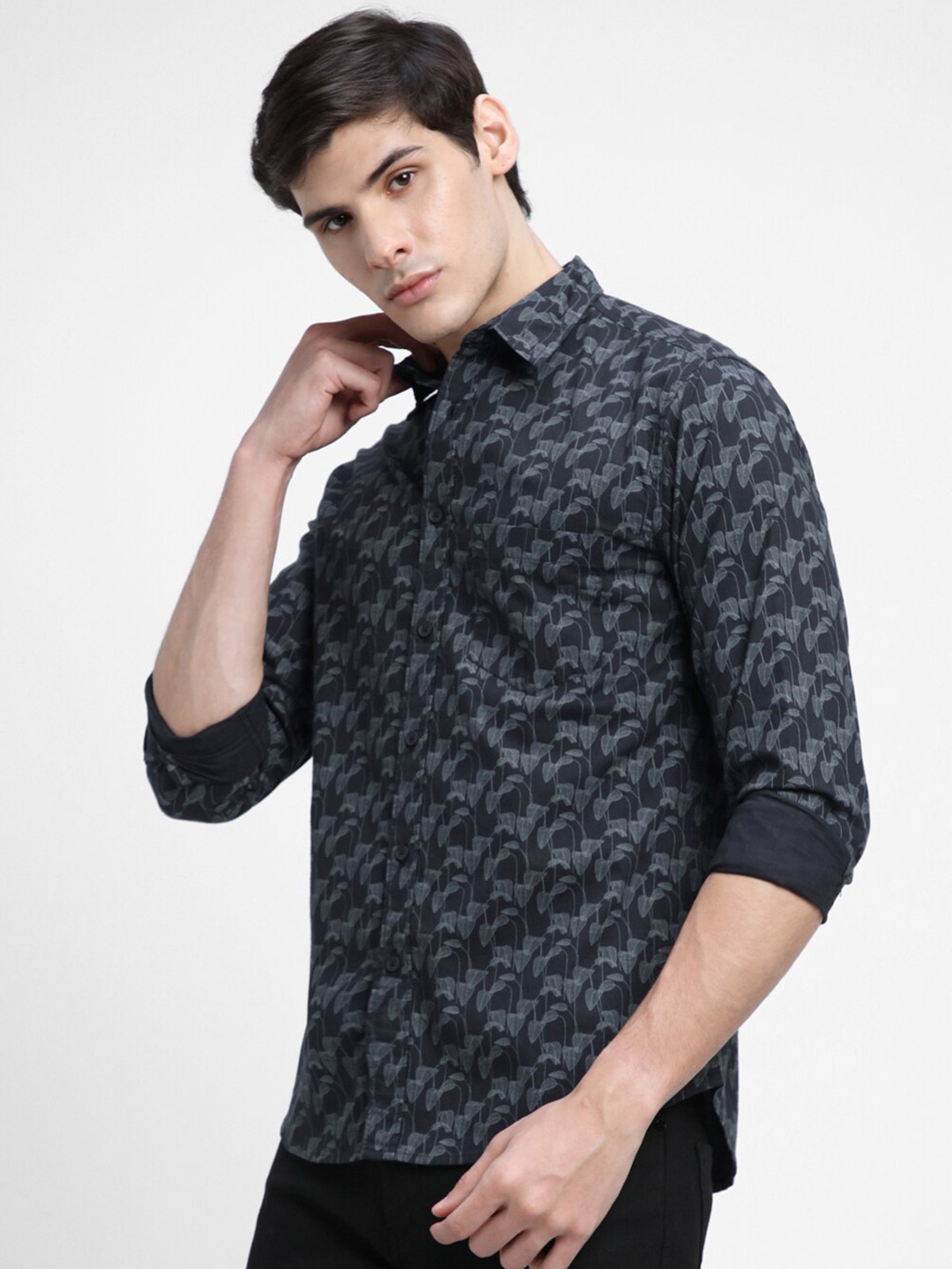 

Dennis Lingo Floral Printed Spread Collar Slim Fit Cotton Casual Shirt, Black