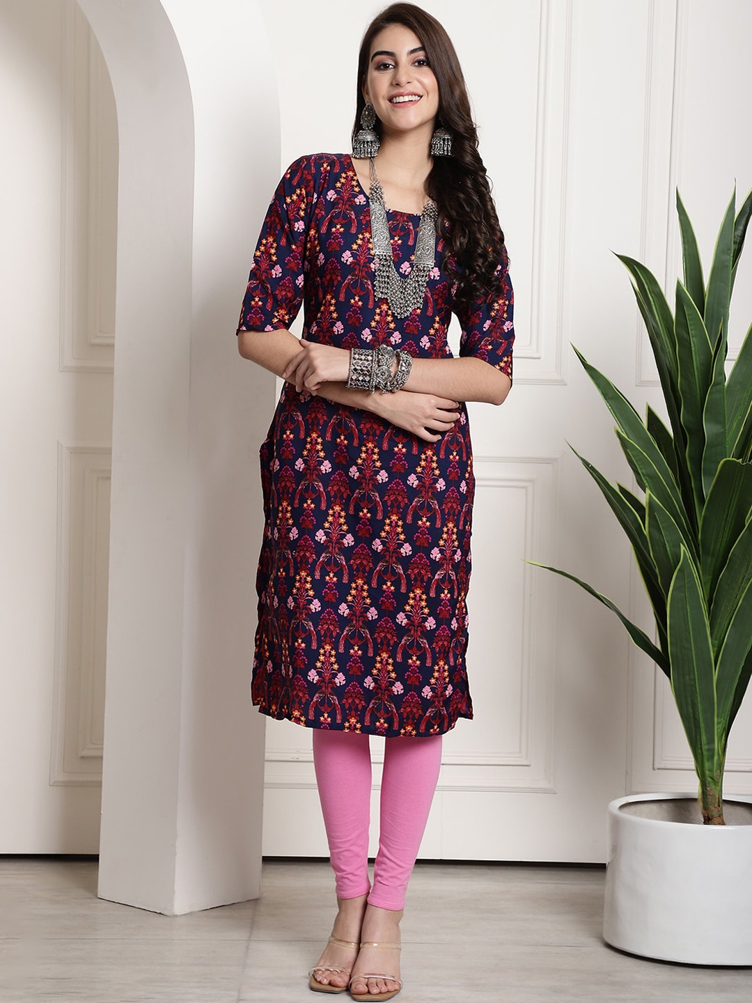 

7Threads Ethnic Motifs Printed Round Neck Straight Kurta, Blue