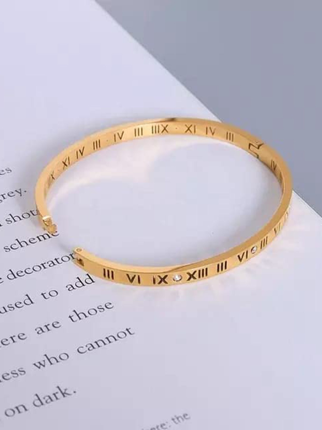 

KRYSTALZ Unisex Gold-Plated Cubic Zirconia Kada Bracelet