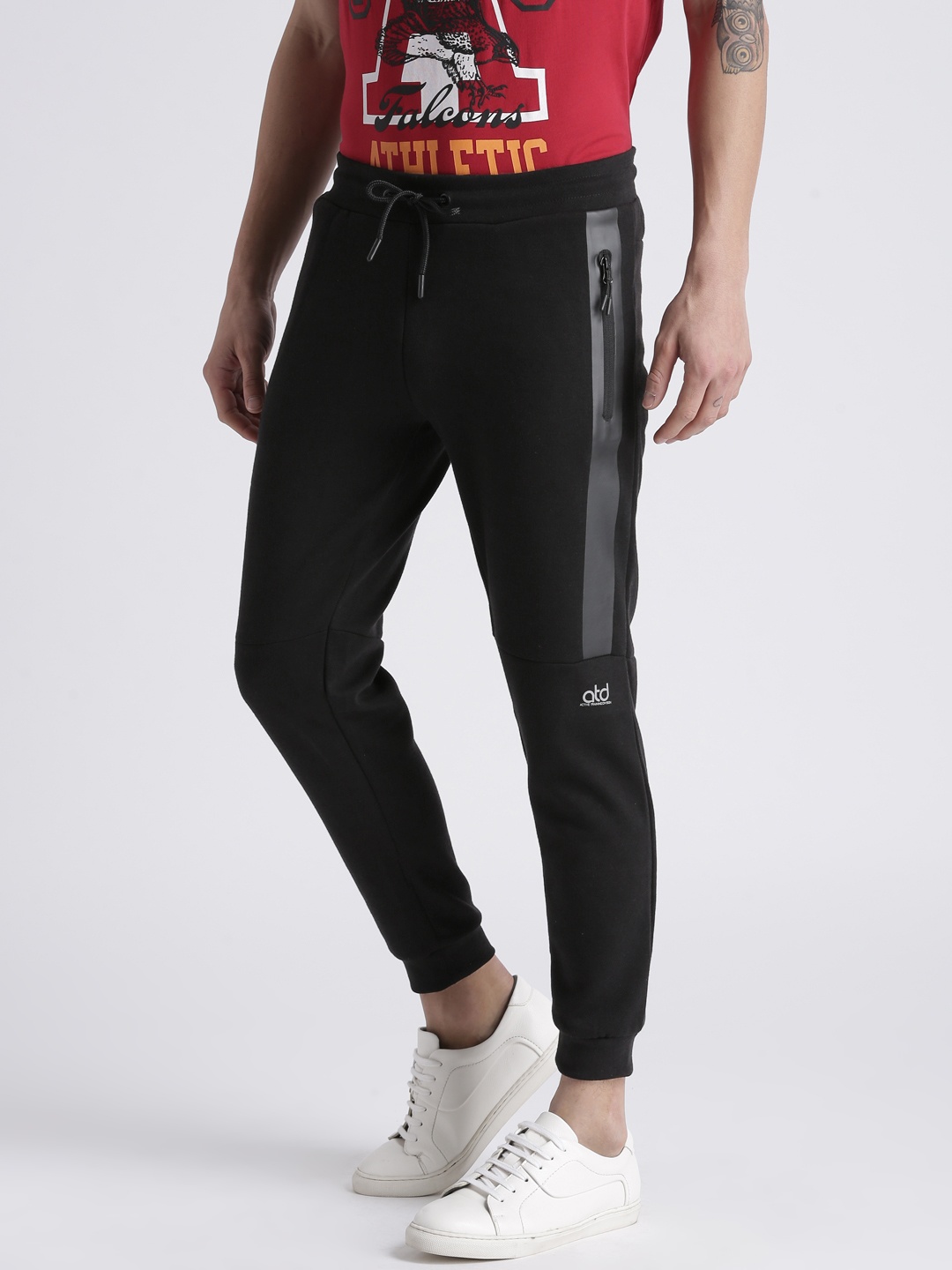 

Splash Men Black Brooklyn Regular Fit Solid Joggers