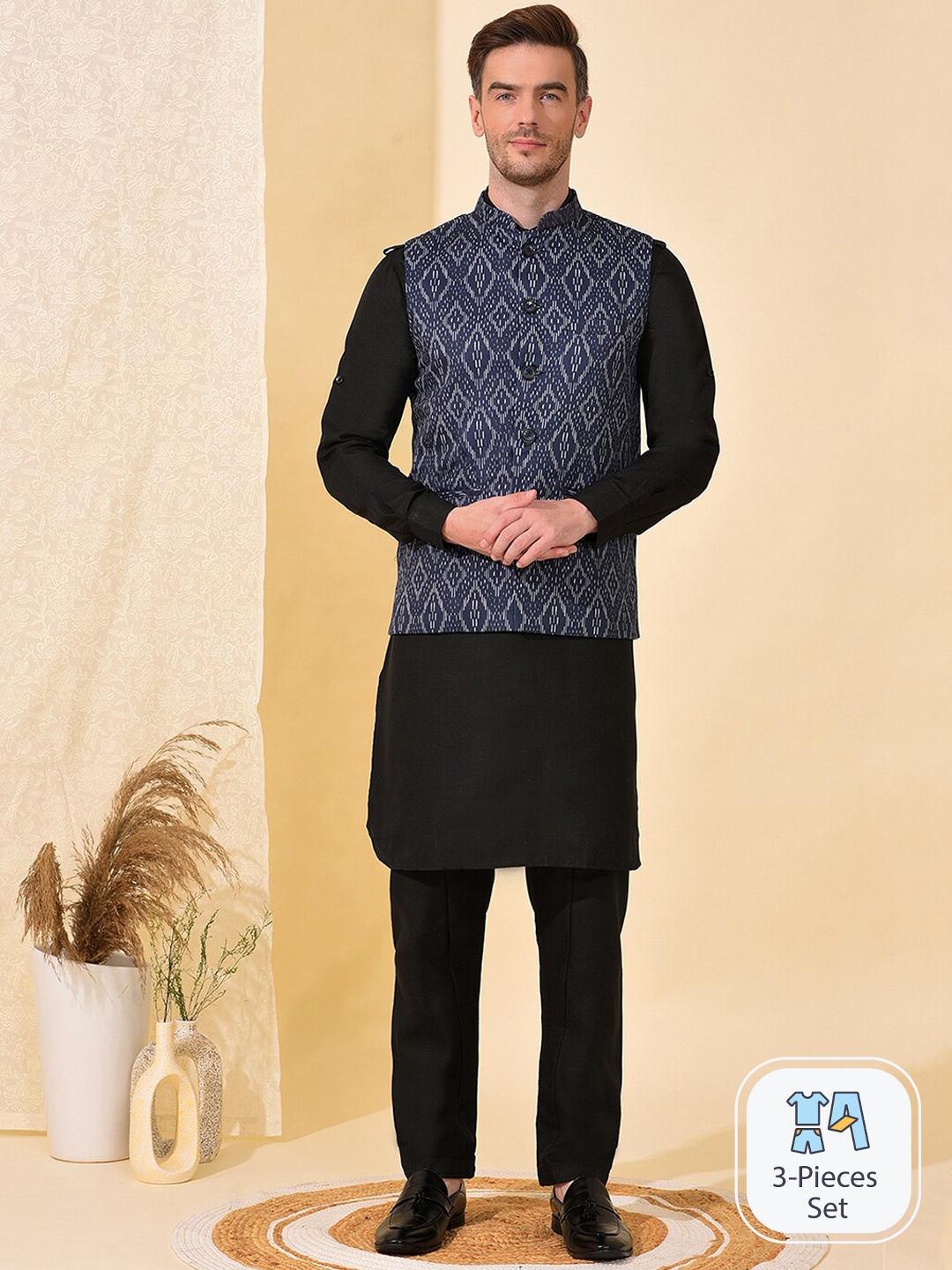 

Vgyaan Mandarin Collar Pure Cotton Kurta & Pyjamas With Nehru jacket, Grey