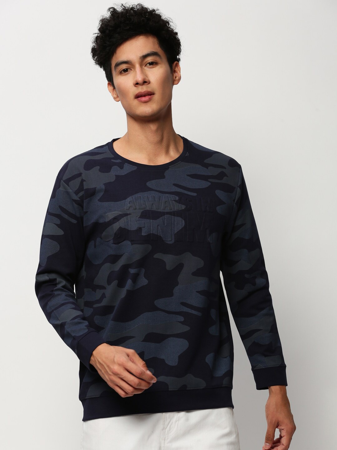 

SHOWOFF Camouflage Printed Round Neck Cotton Sweatshirt, Navy blue