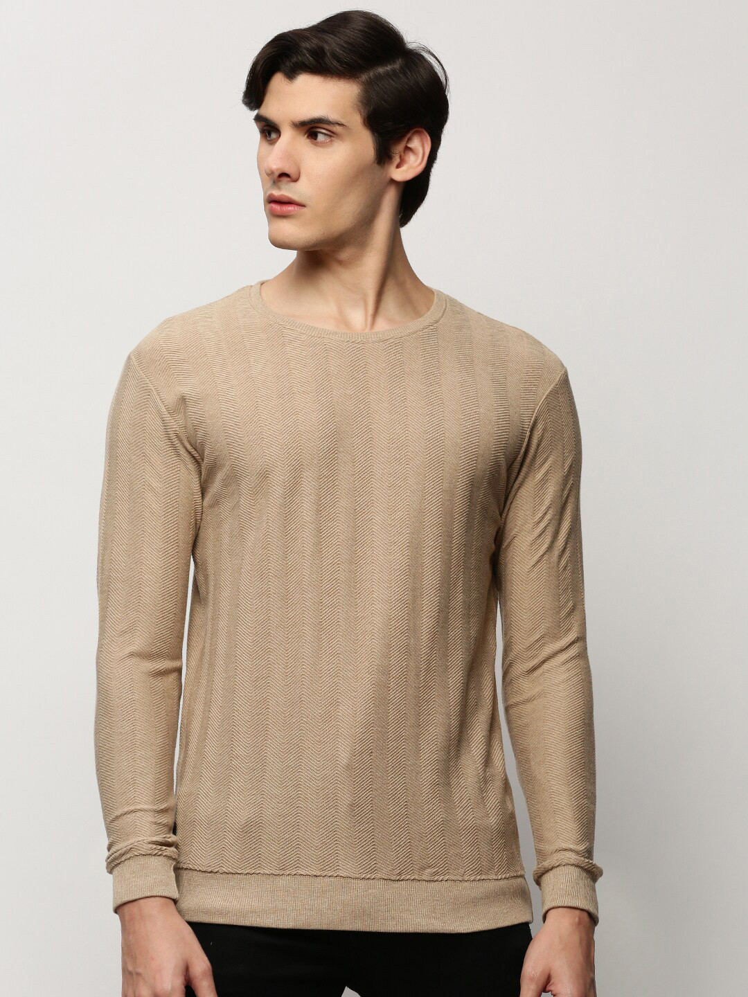 

SHOWOFF Chevron Self Design Cotton Pullover, Beige