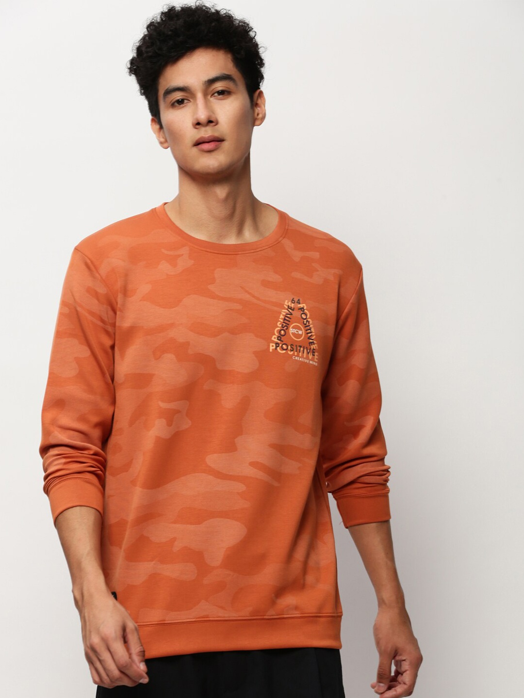 

SHOWOFF Camouflage Printed Cotton Pullover, Orange